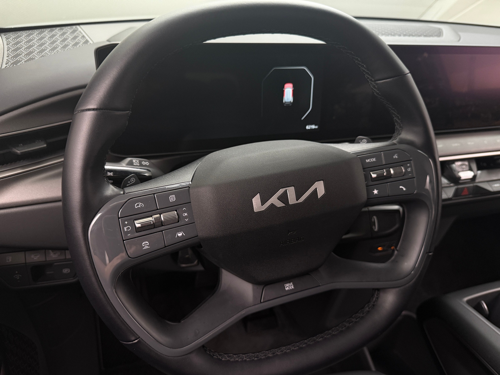 Thumbnail: 2024 Kia EV9 - 5