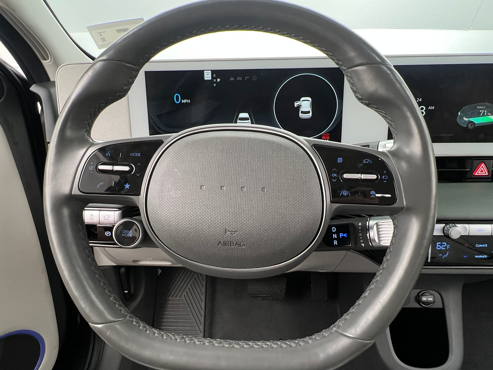 Thumbnail: 2023 Hyundai Ioniq 5 - 4