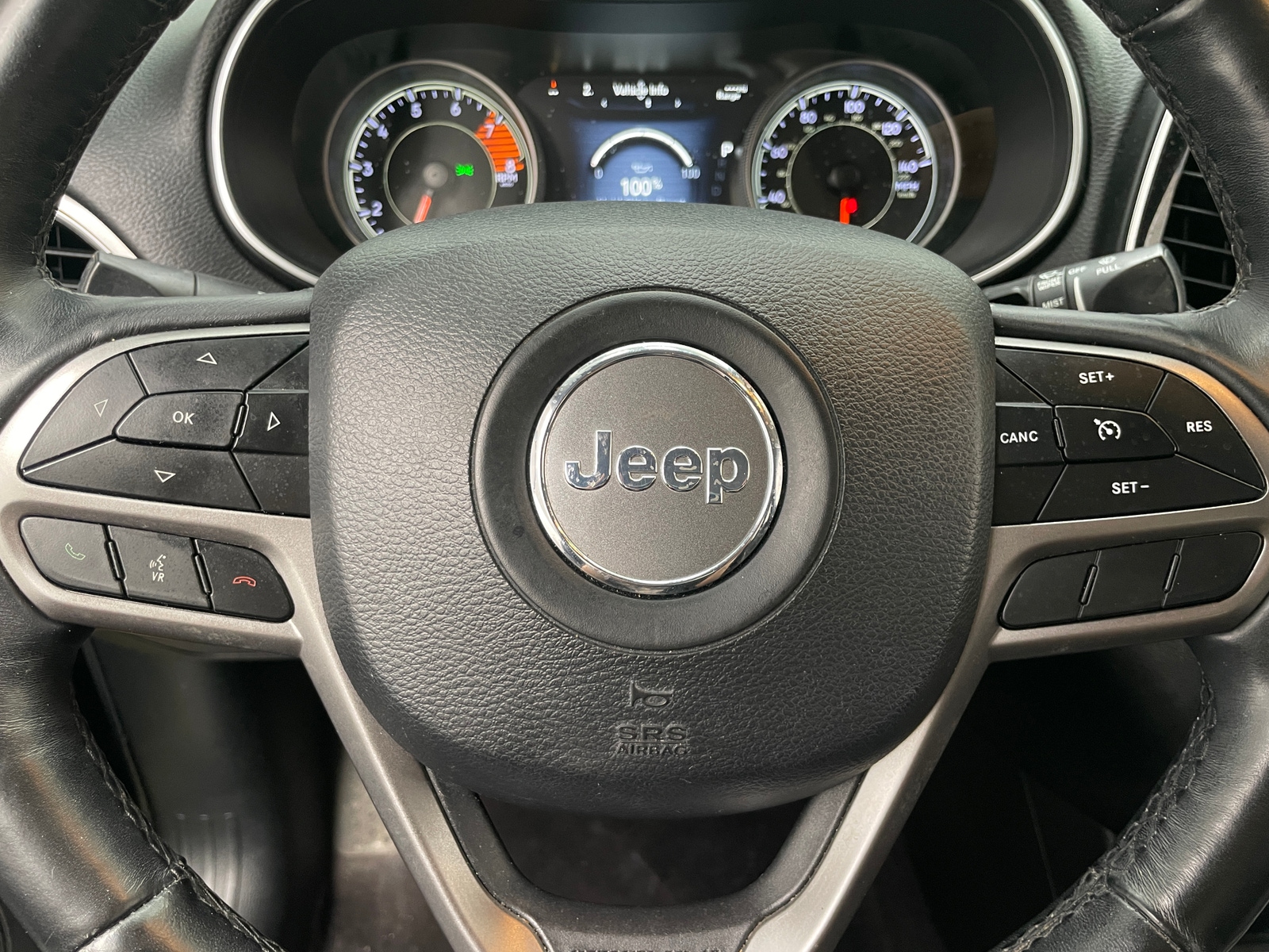 Thumbnail: 2019 Jeep Cherokee - 4