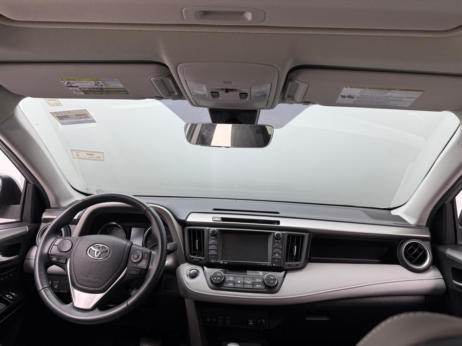 Thumbnail: 2016 Toyota RAV4 - 2