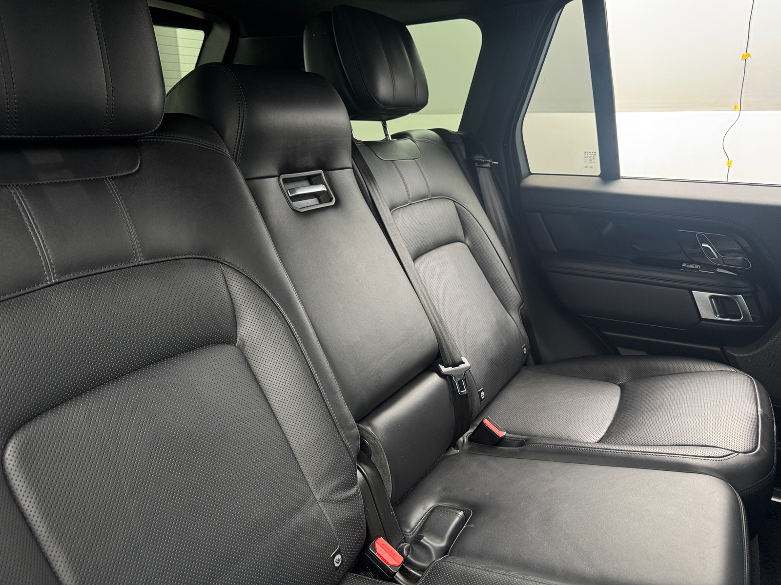 Thumbnail: 2020 Land Rover Range Rover - 6