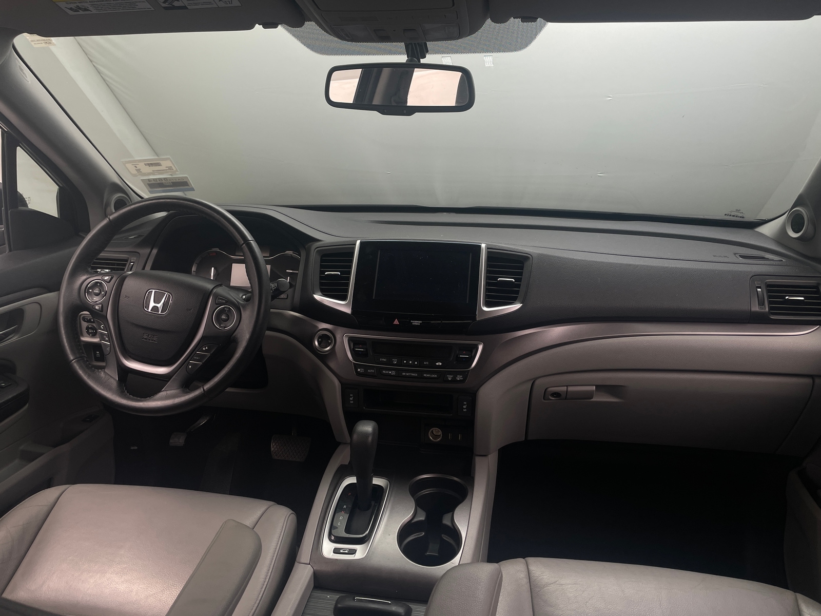Thumbnail: 2016 Honda Pilot - 2