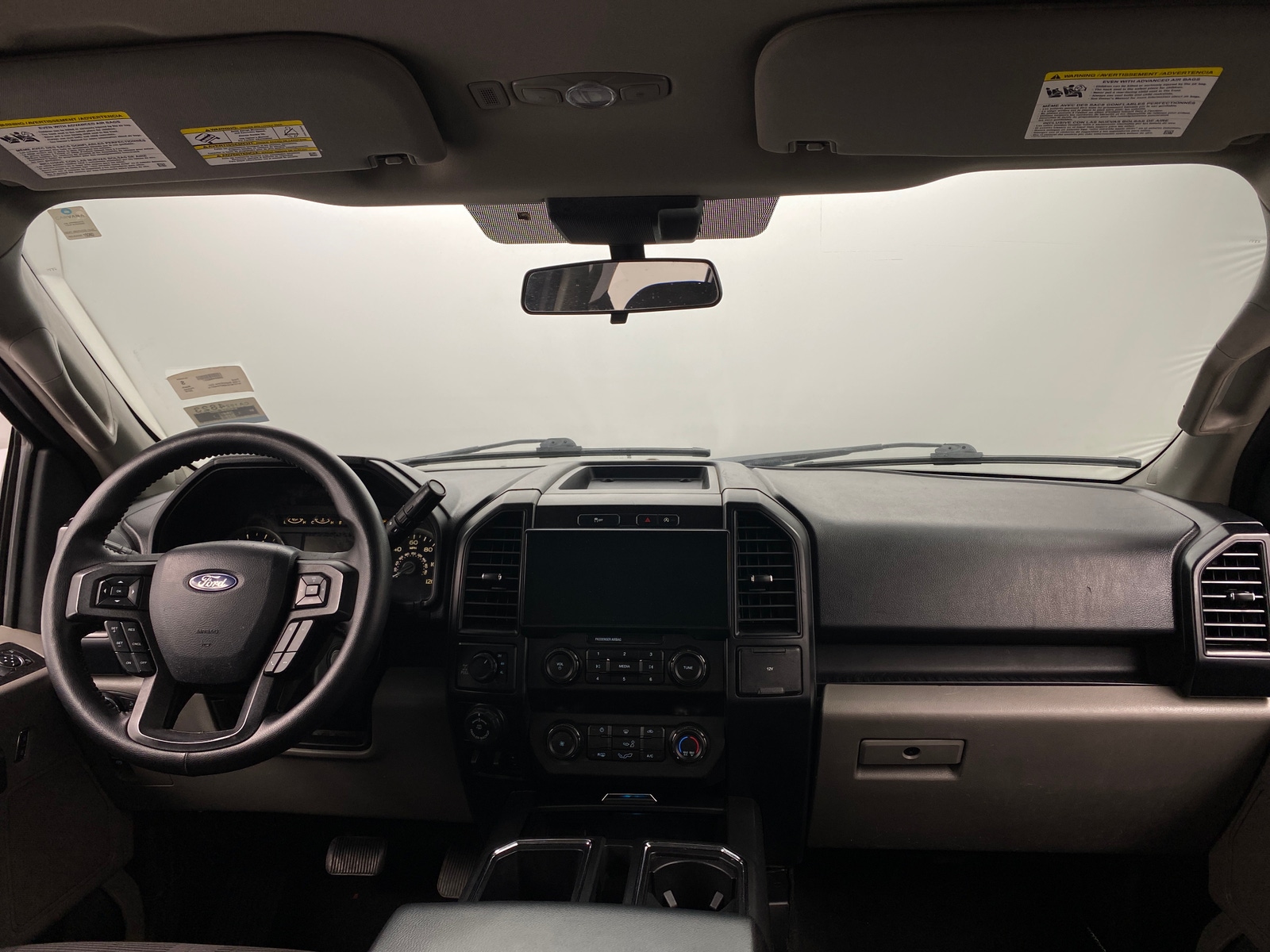 Thumbnail: 2019 Ford Econoline - 3