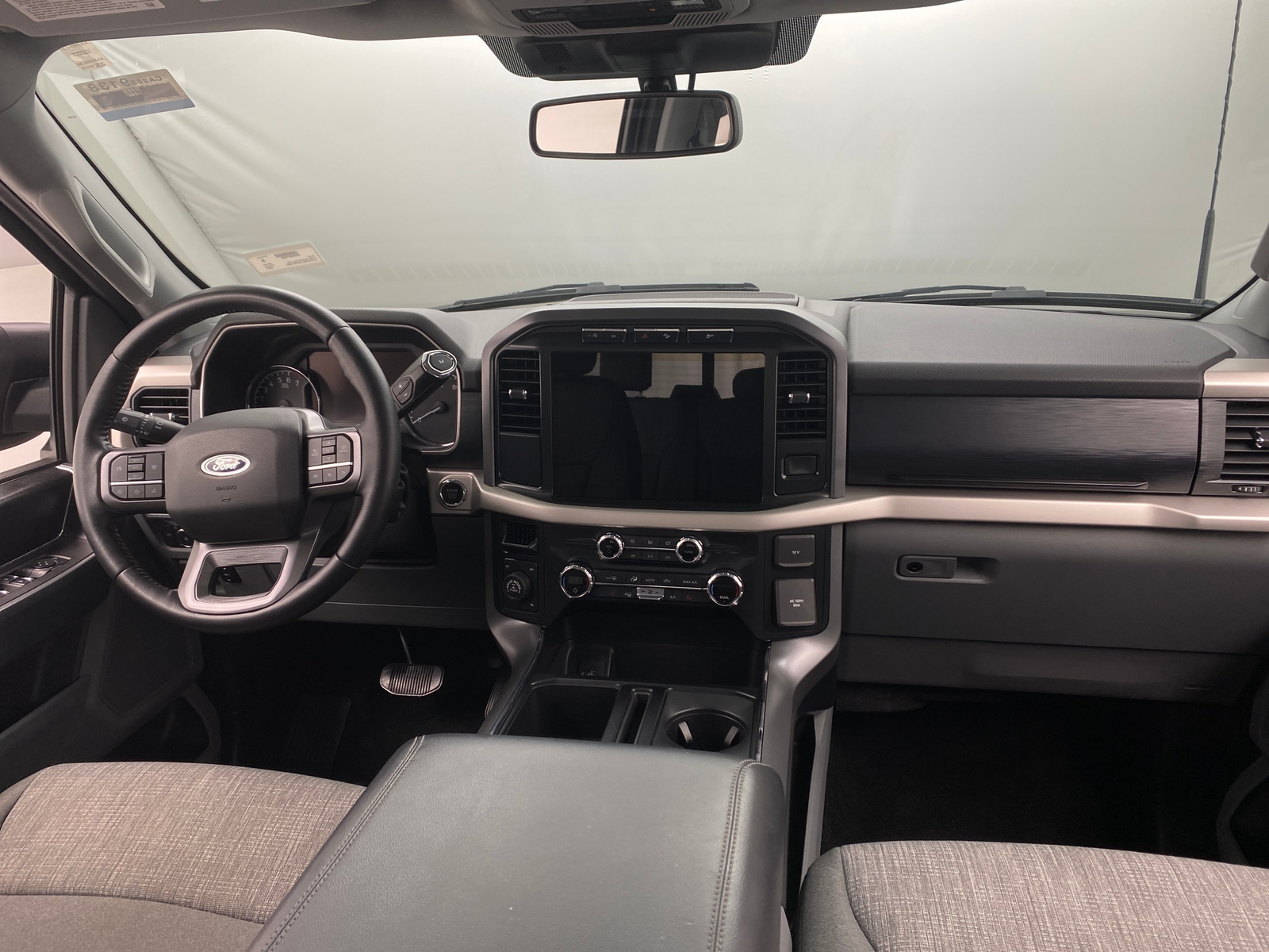 Thumbnail: 2021 Ford Econoline - 3