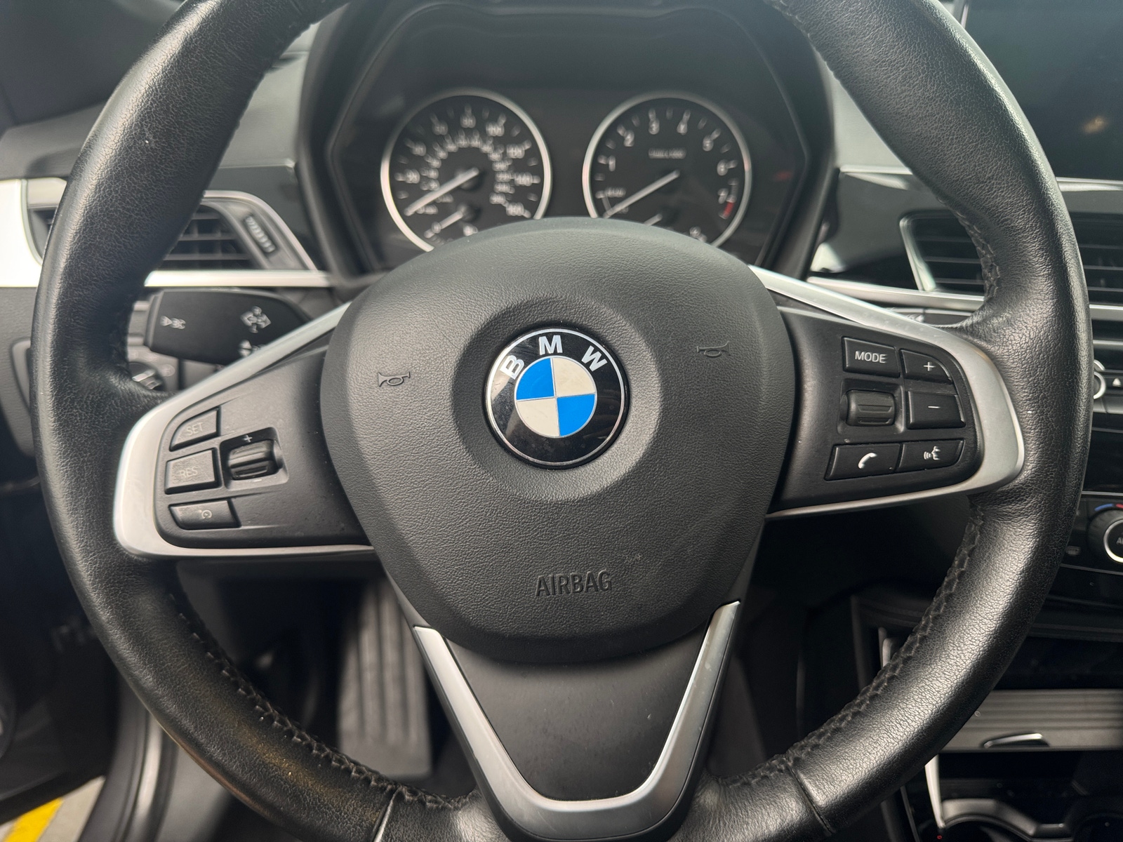 Thumbnail: 2016 BMW X1 - 4