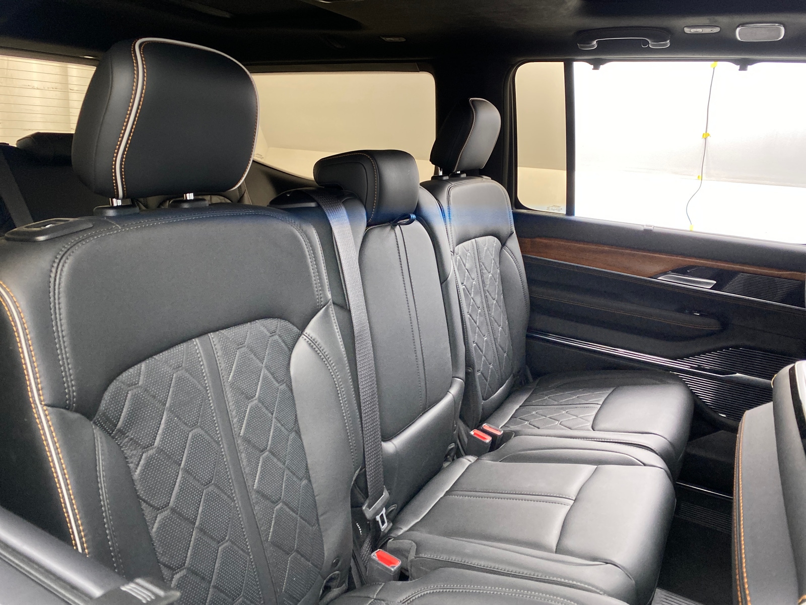 Thumbnail: 2023 Jeep Grand Wagoneer - 6