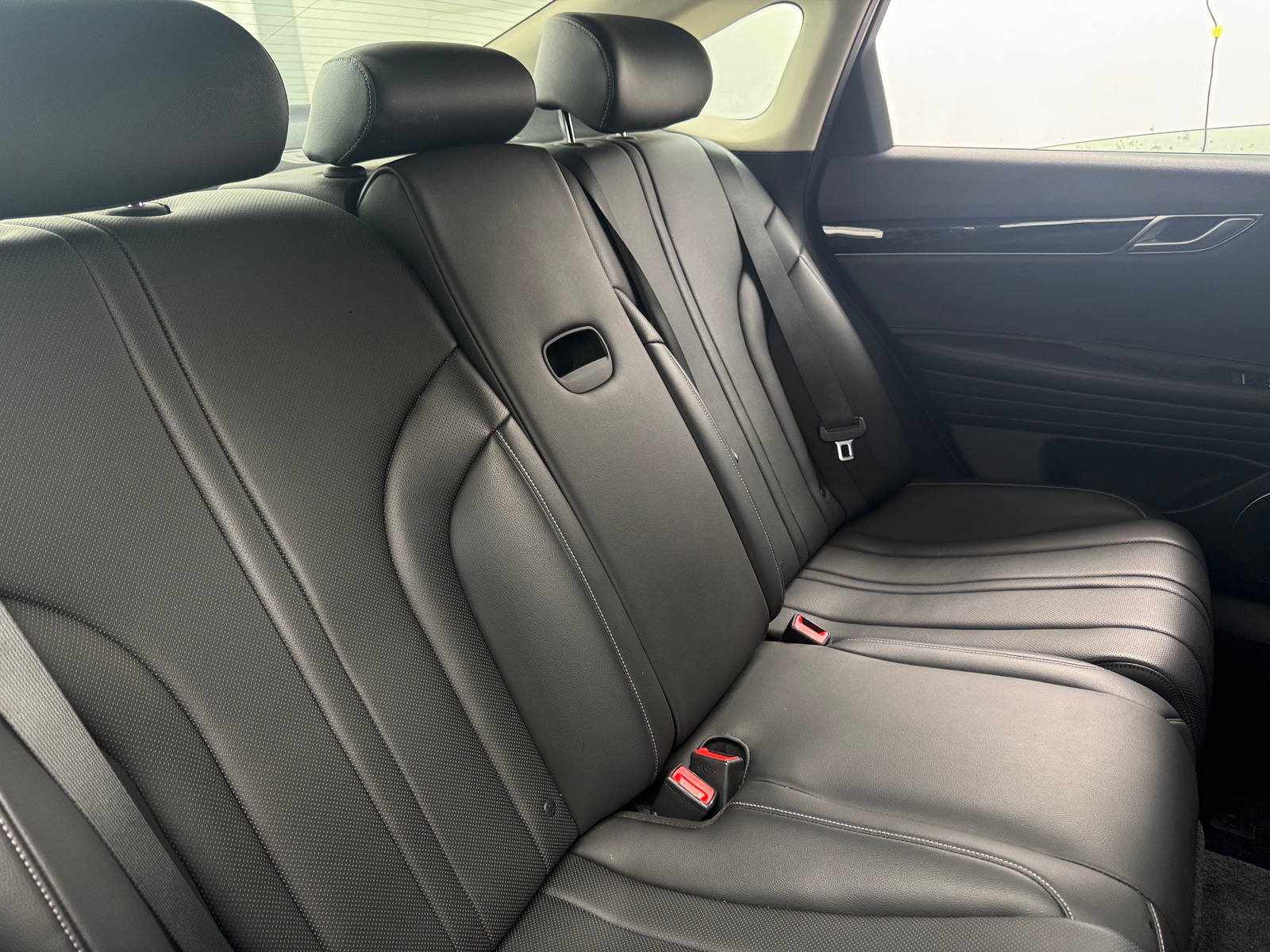 Thumbnail: 2024 Genesis G80 - 5
