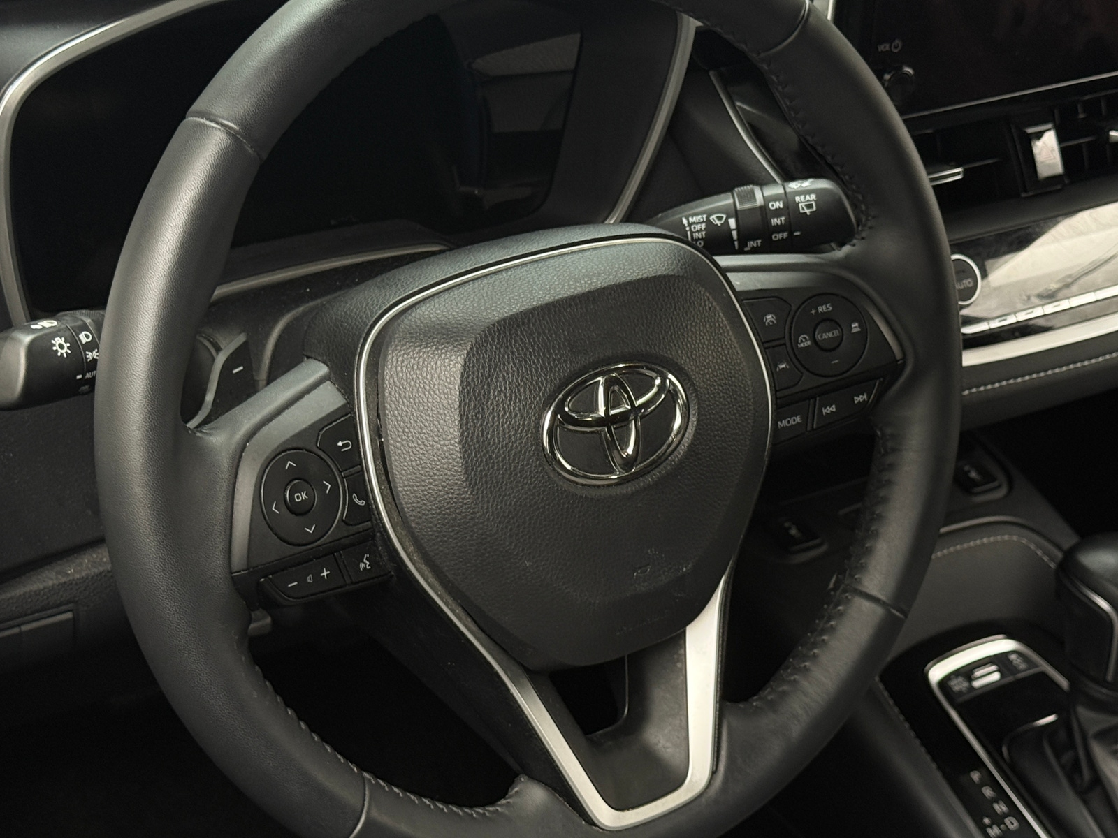 Thumbnail: 2023 Toyota Corolla - 5