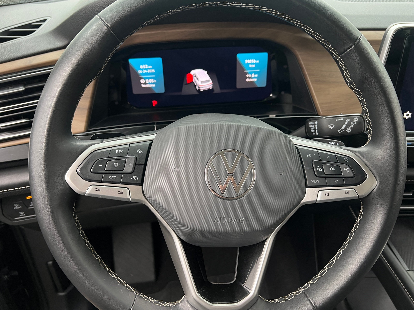 Thumbnail: 2024 Volkswagen Atlas - 4