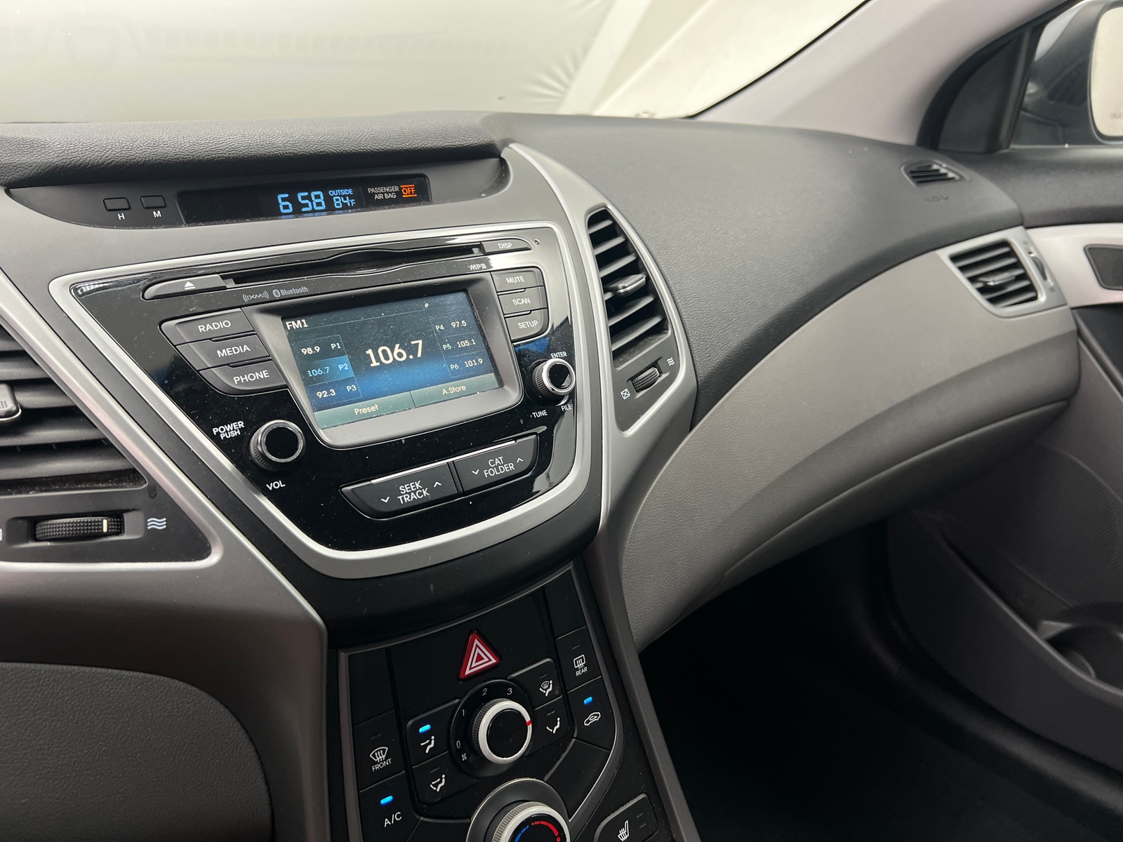 Thumbnail: 2014 Hyundai Elantra - 4