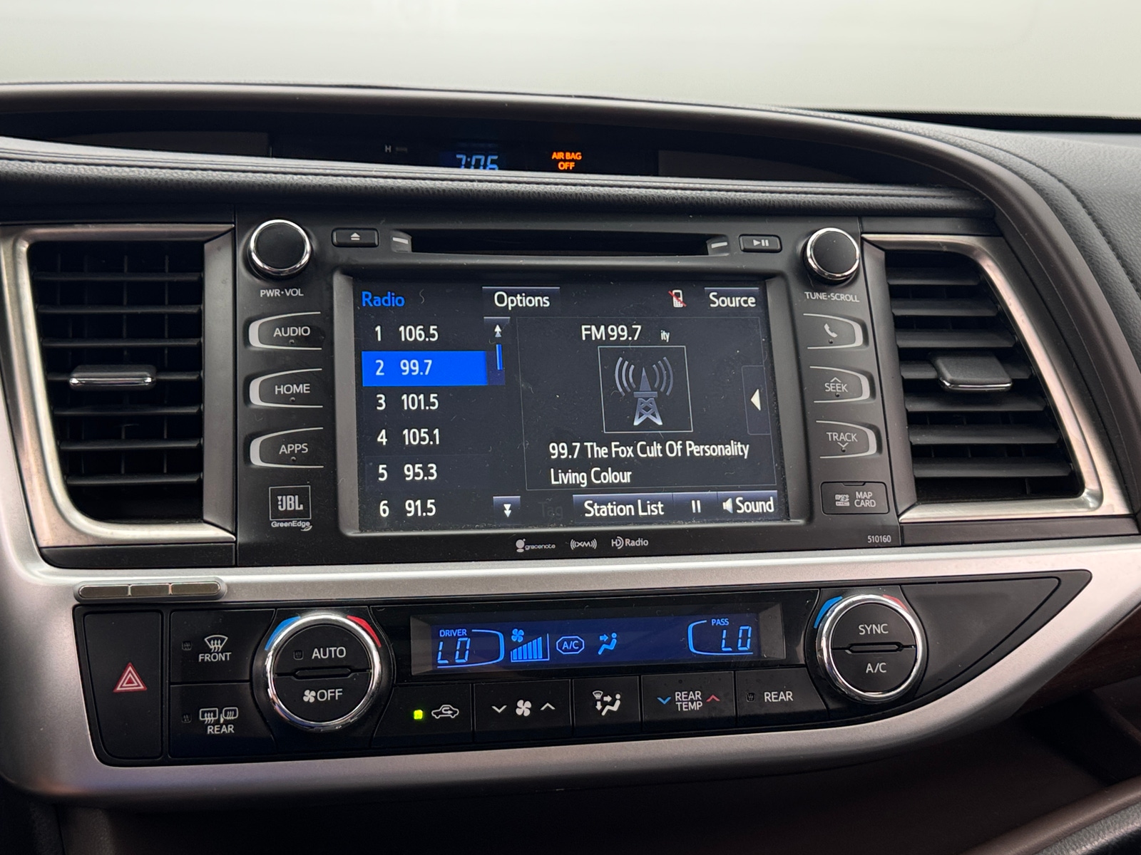 Thumbnail: 2016 Toyota Highlander - 4