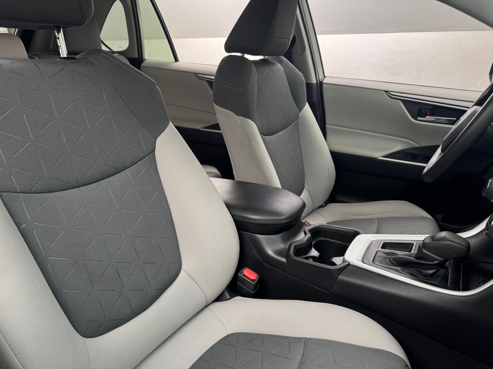 Thumbnail: 2021 Toyota RAV4 - 2
