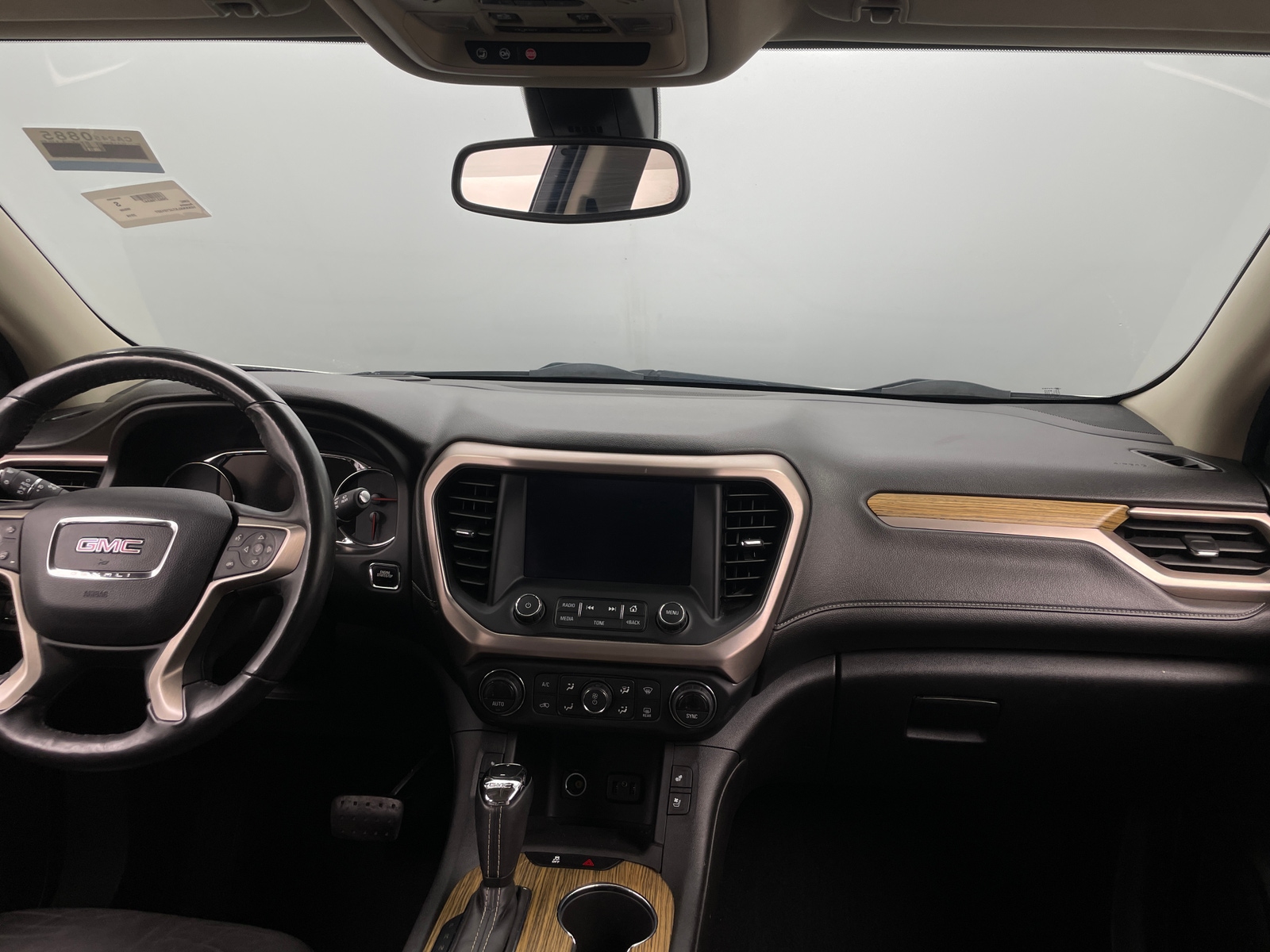 Thumbnail: 2018 GMC Acadia - 2