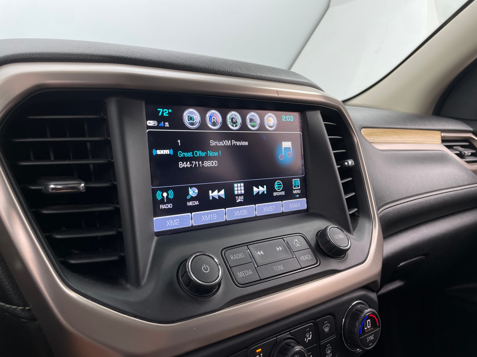 Thumbnail: 2018 GMC Acadia - 3