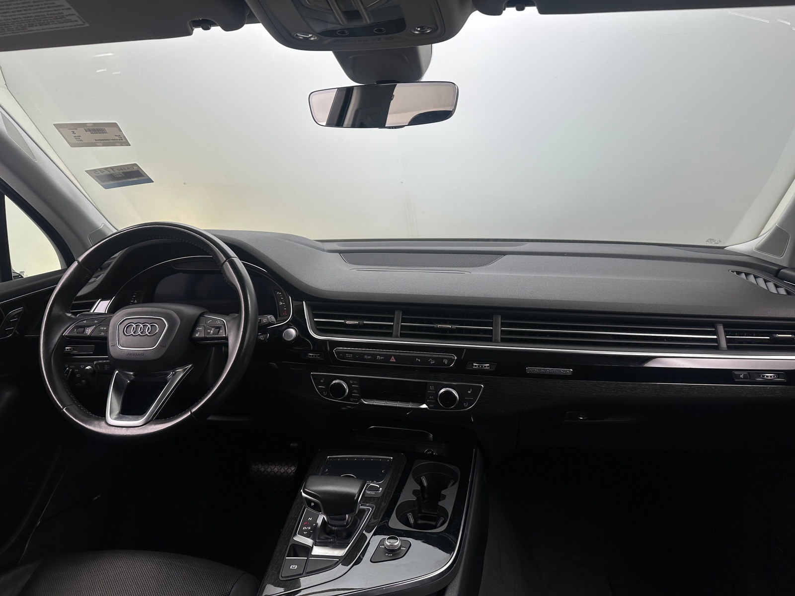 Thumbnail: 2017 Audi Q7 - 3