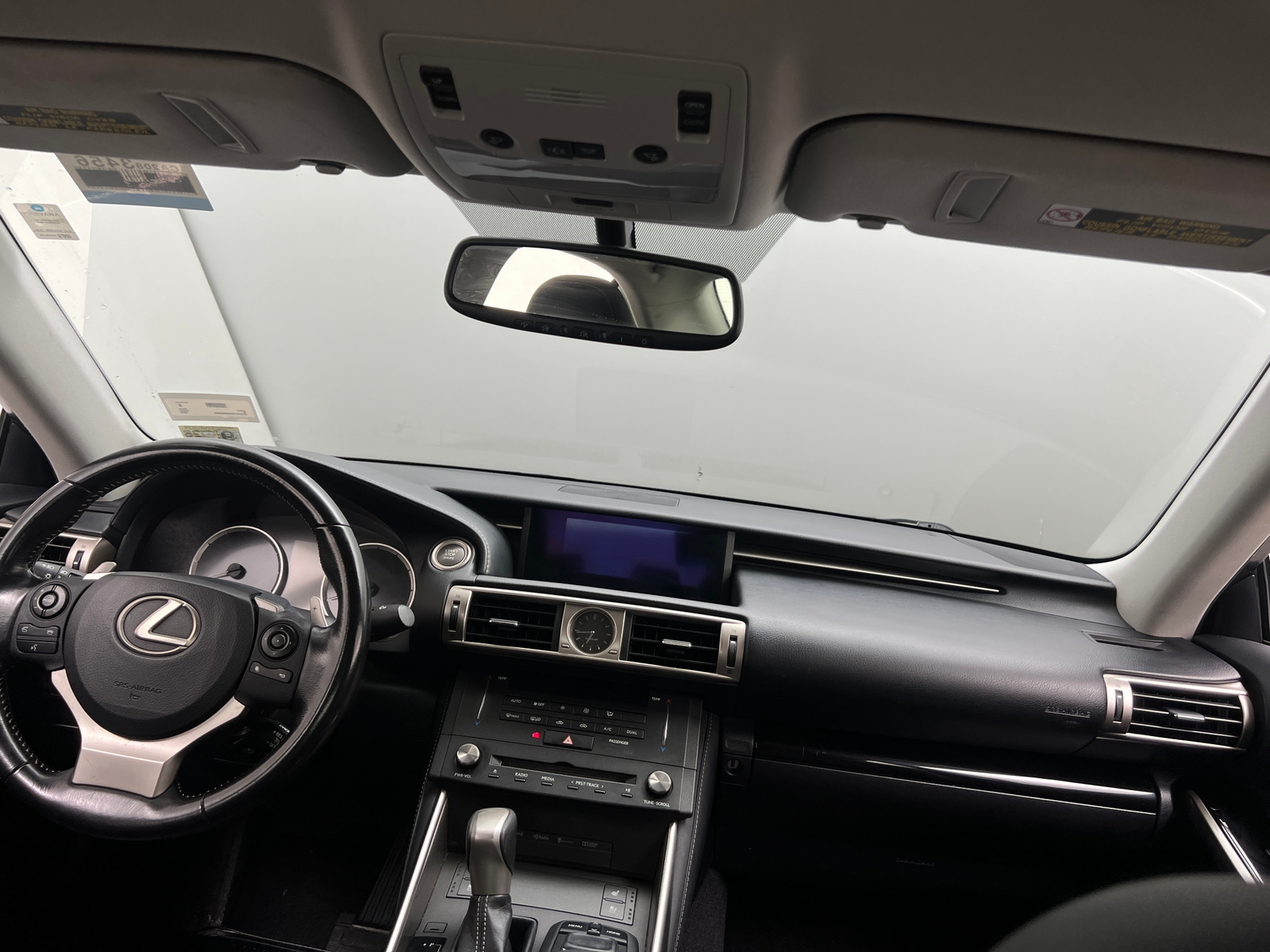 Thumbnail: 2016 Lexus IS - 2