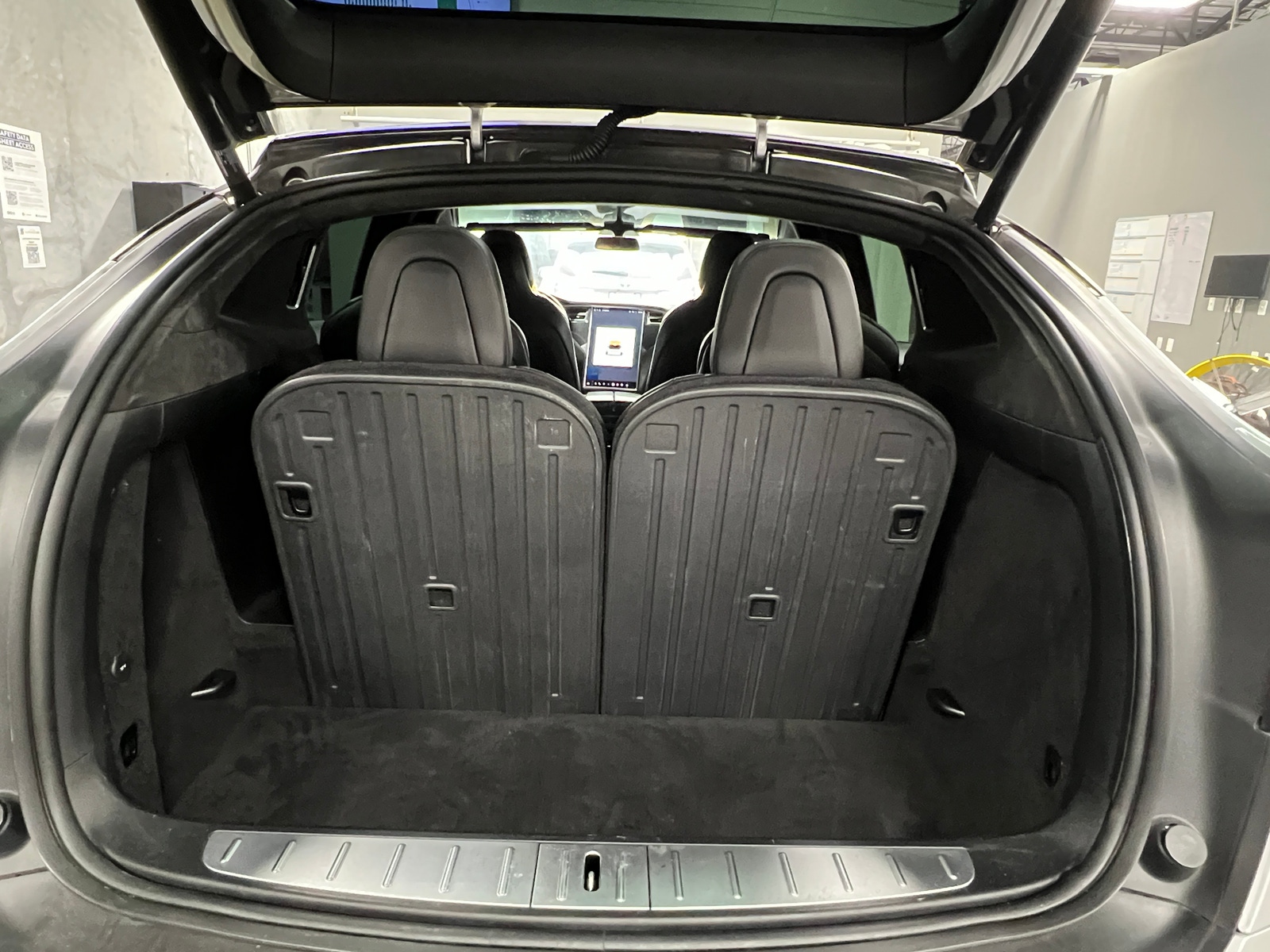 Thumbnail: 2017 Tesla Model X - 6