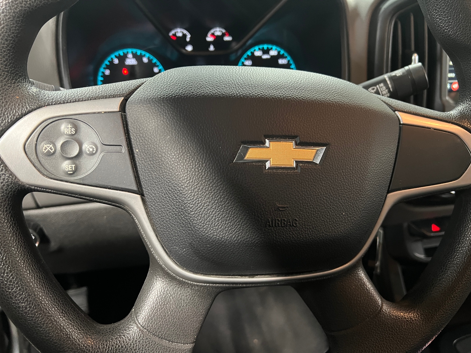 Thumbnail: 2019 Chevrolet Colorado - 5