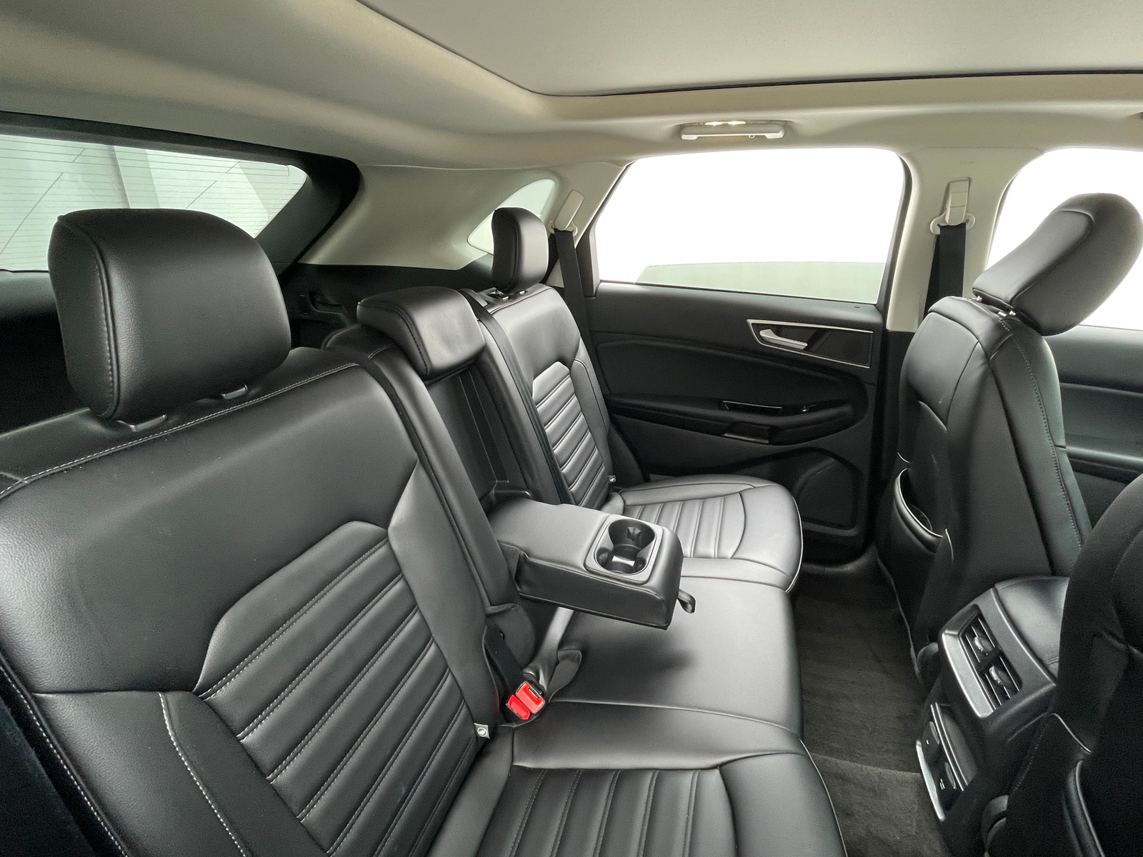 Thumbnail: 2020 Ford Edge - 5