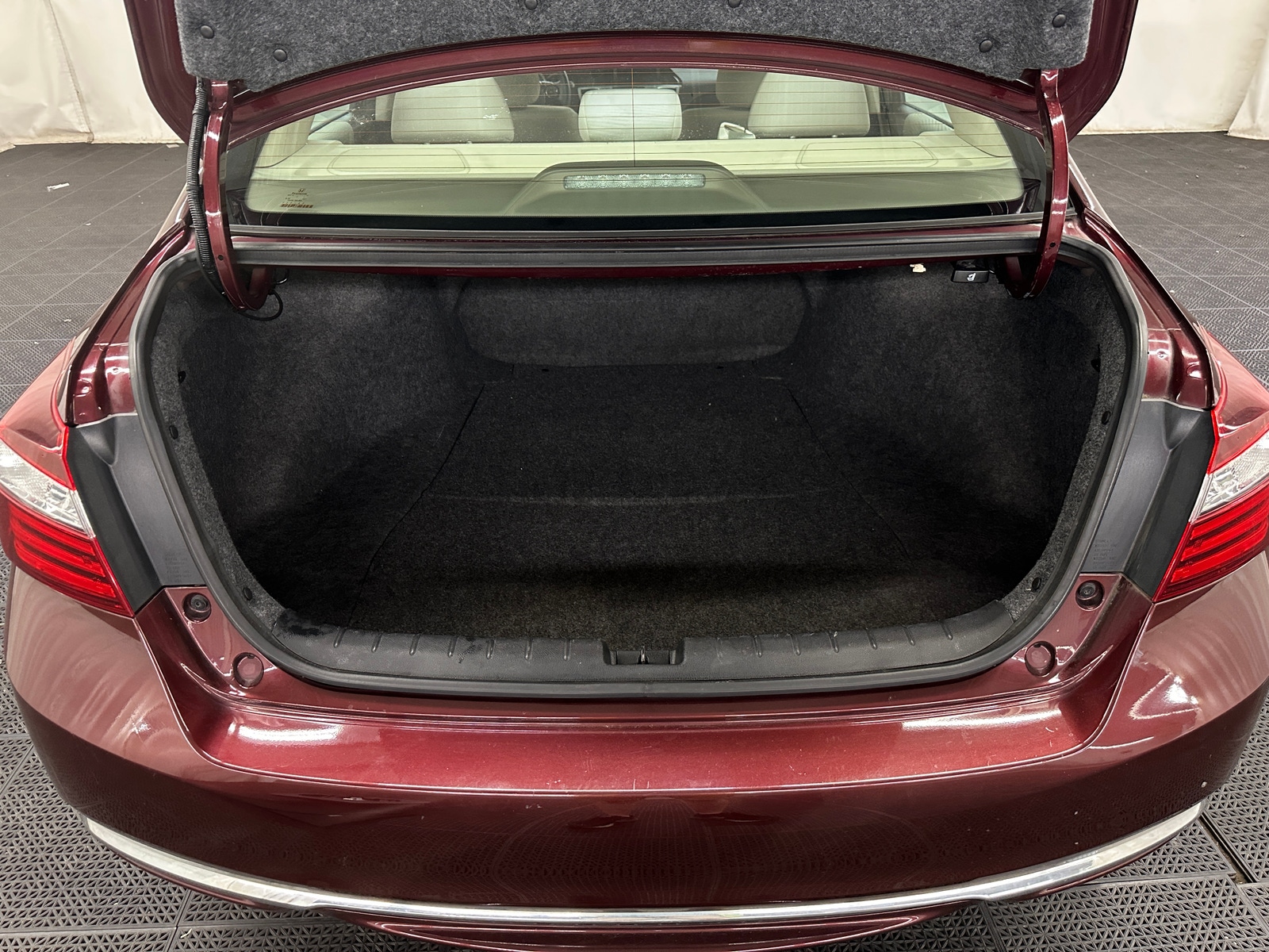 Thumbnail: 2016 Honda Accord - 7