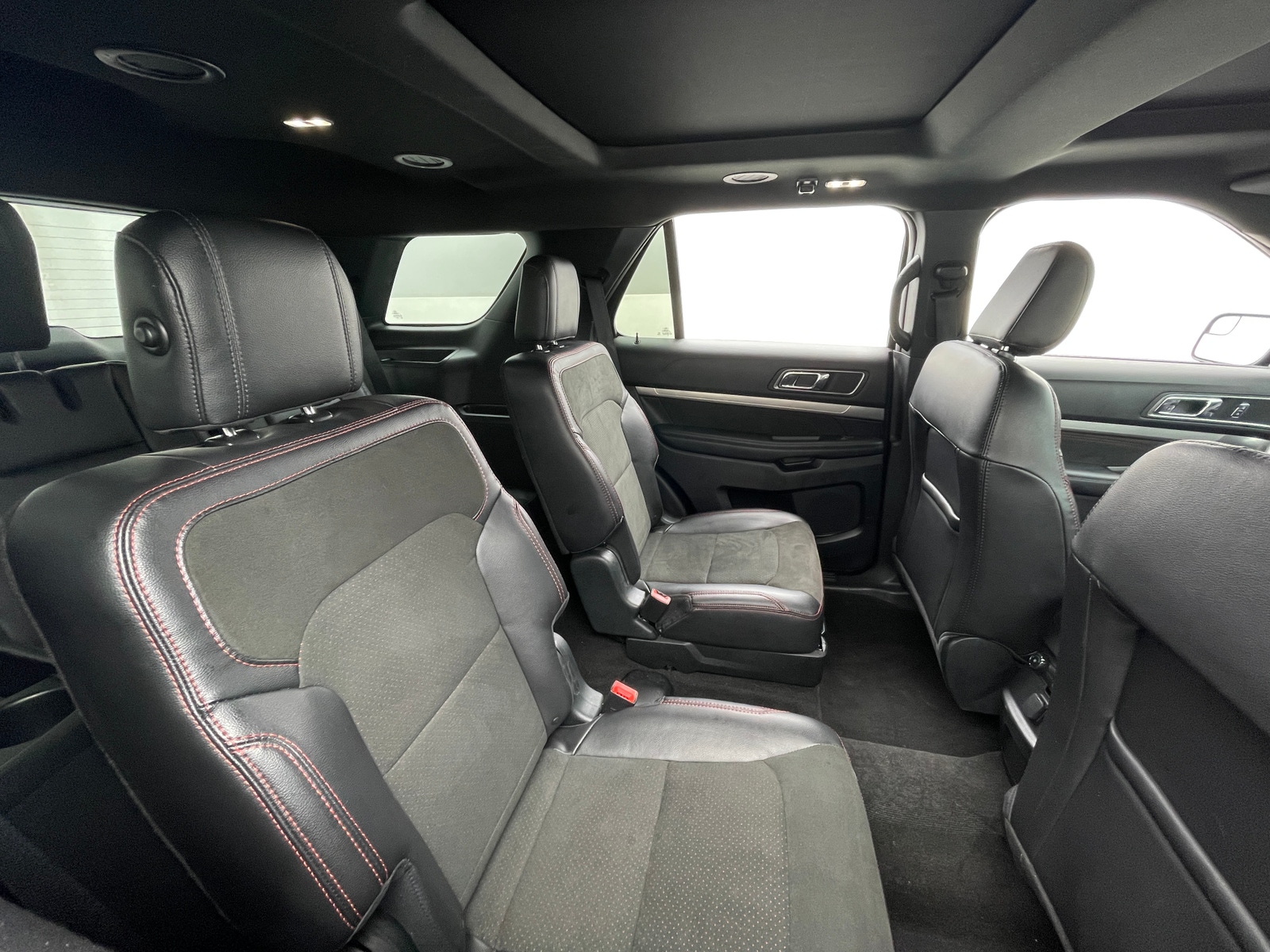 Thumbnail: 2018 Ford Explorer - 5