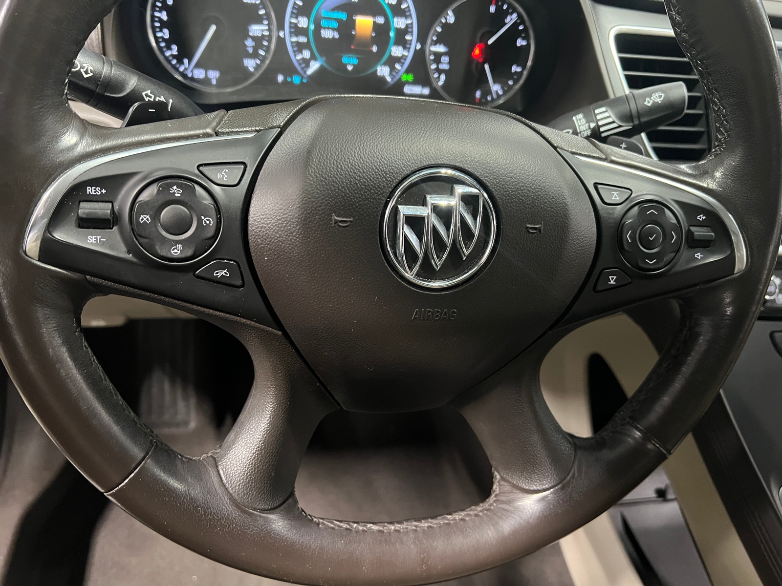 Thumbnail: 2017 Buick LaCrosse - 4