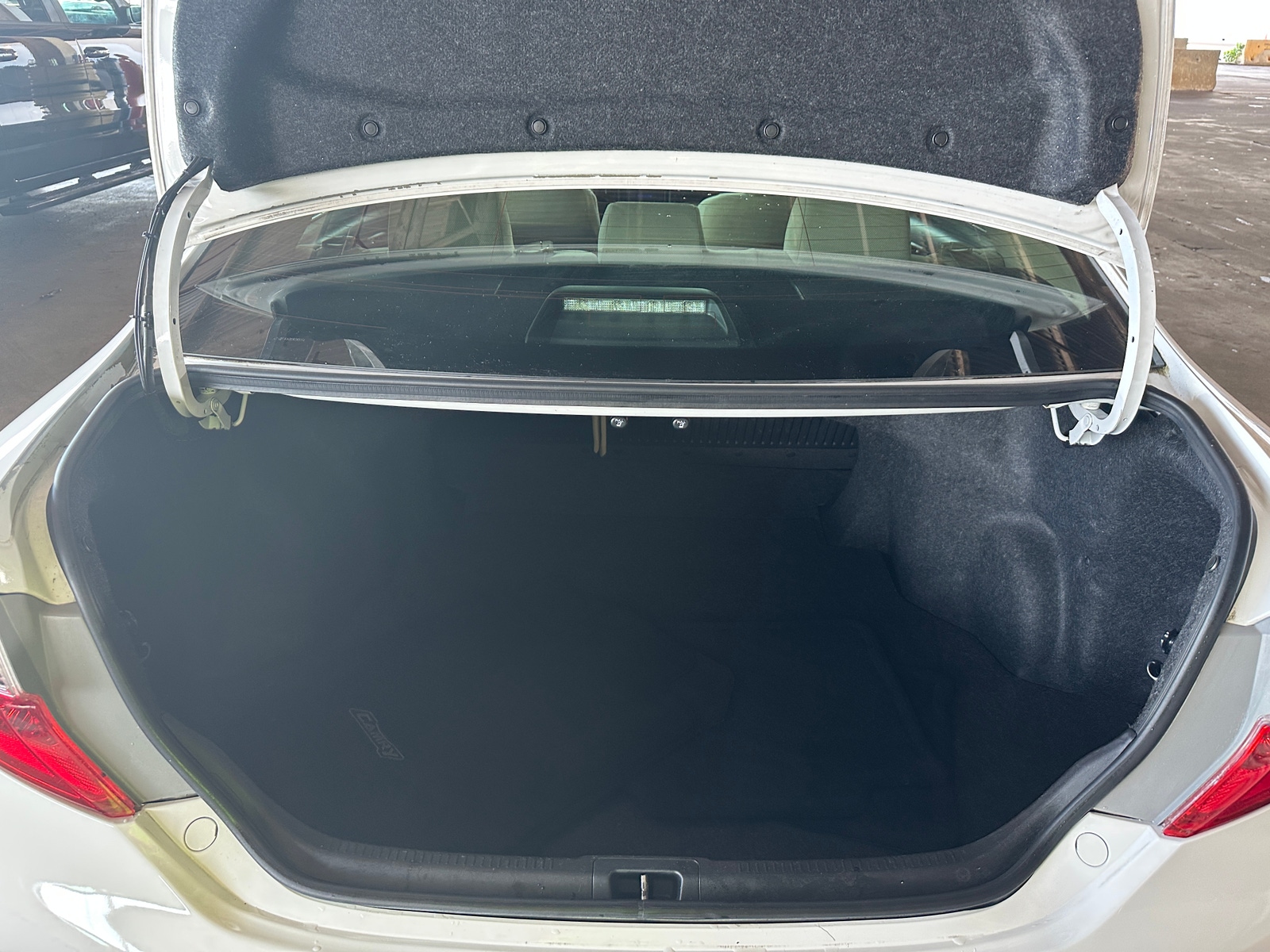 Thumbnail: 2013 Toyota Camry - 7