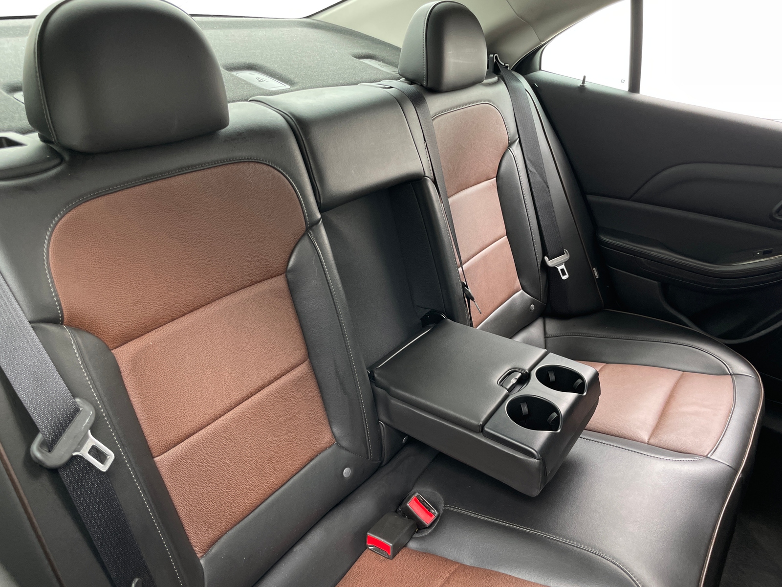 Thumbnail: 2015 Chevrolet Malibu - 5
