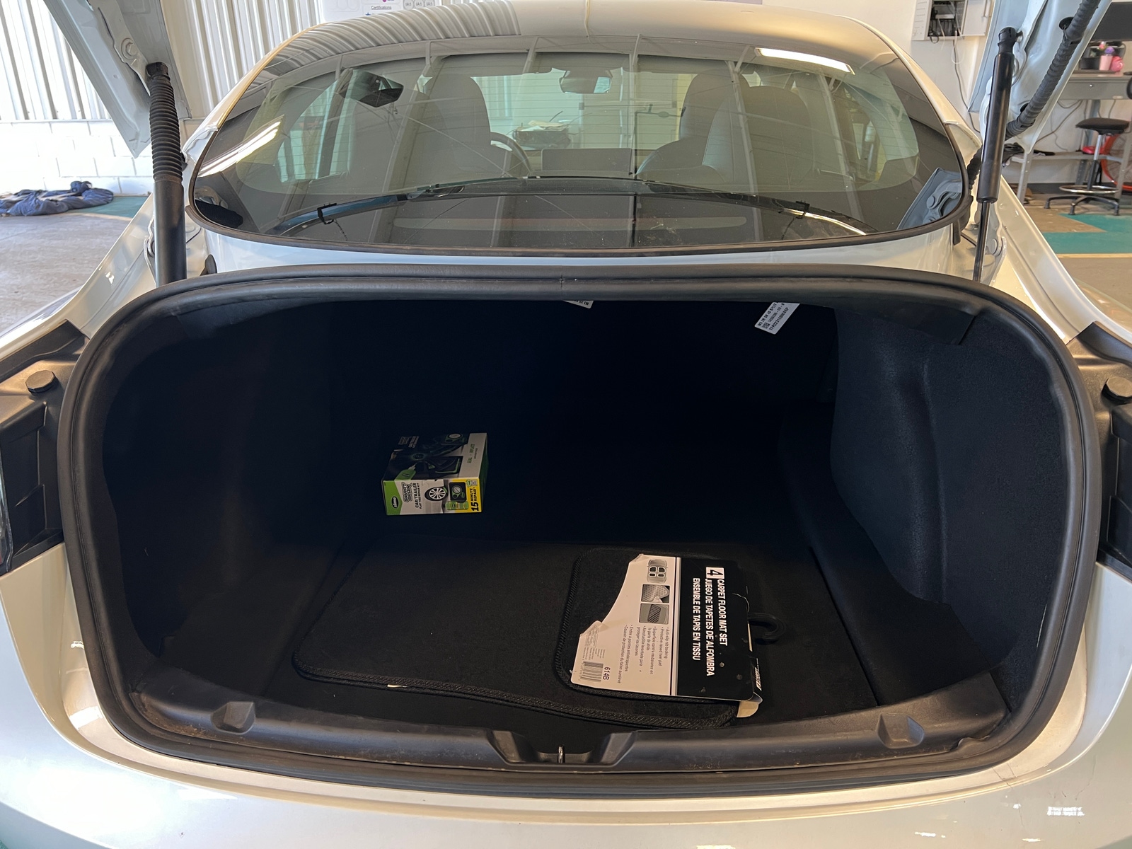 Thumbnail: 2023 Tesla Model 3 - 6