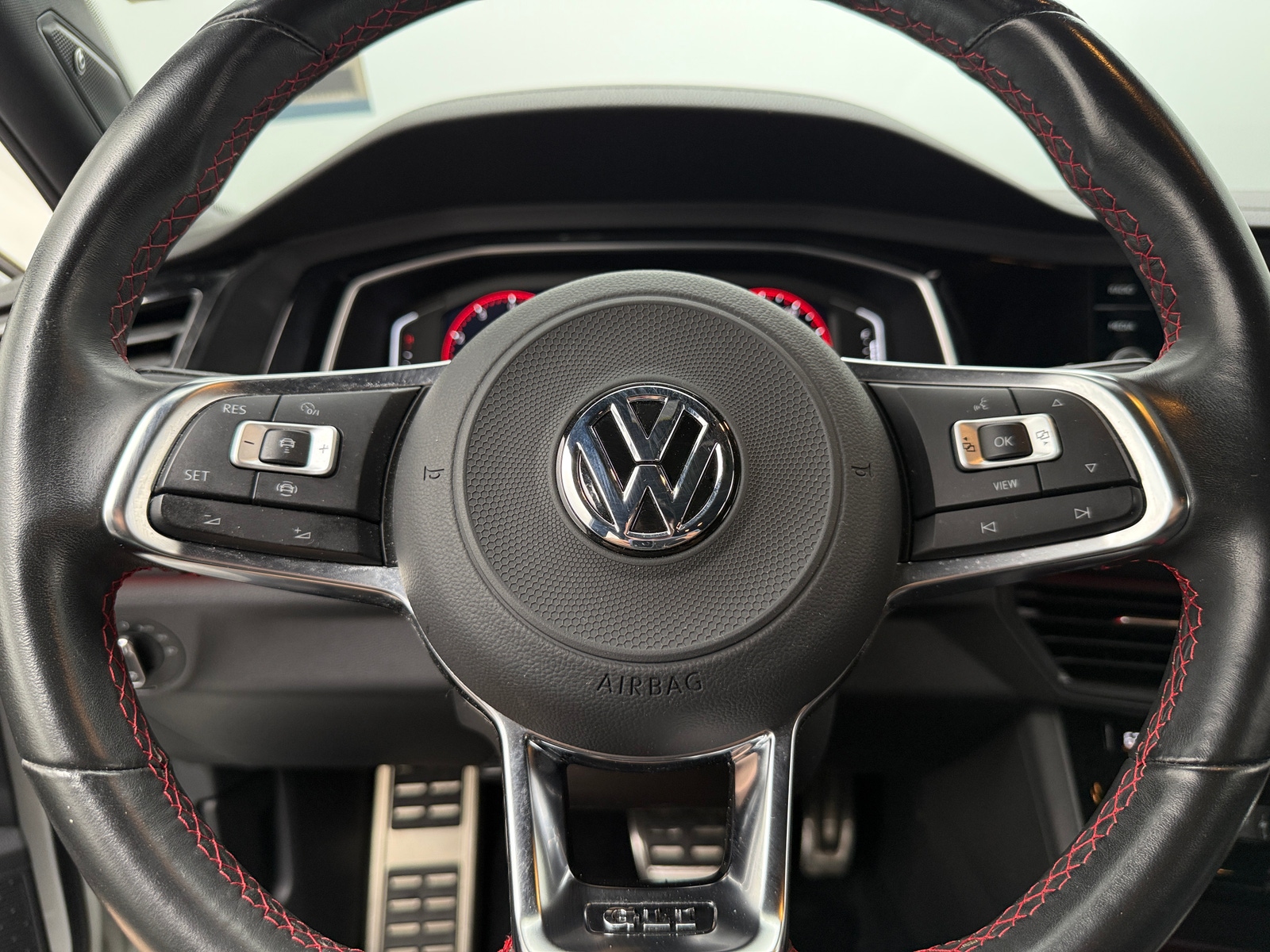 Thumbnail: 2021 Volkswagen Jetta - 4