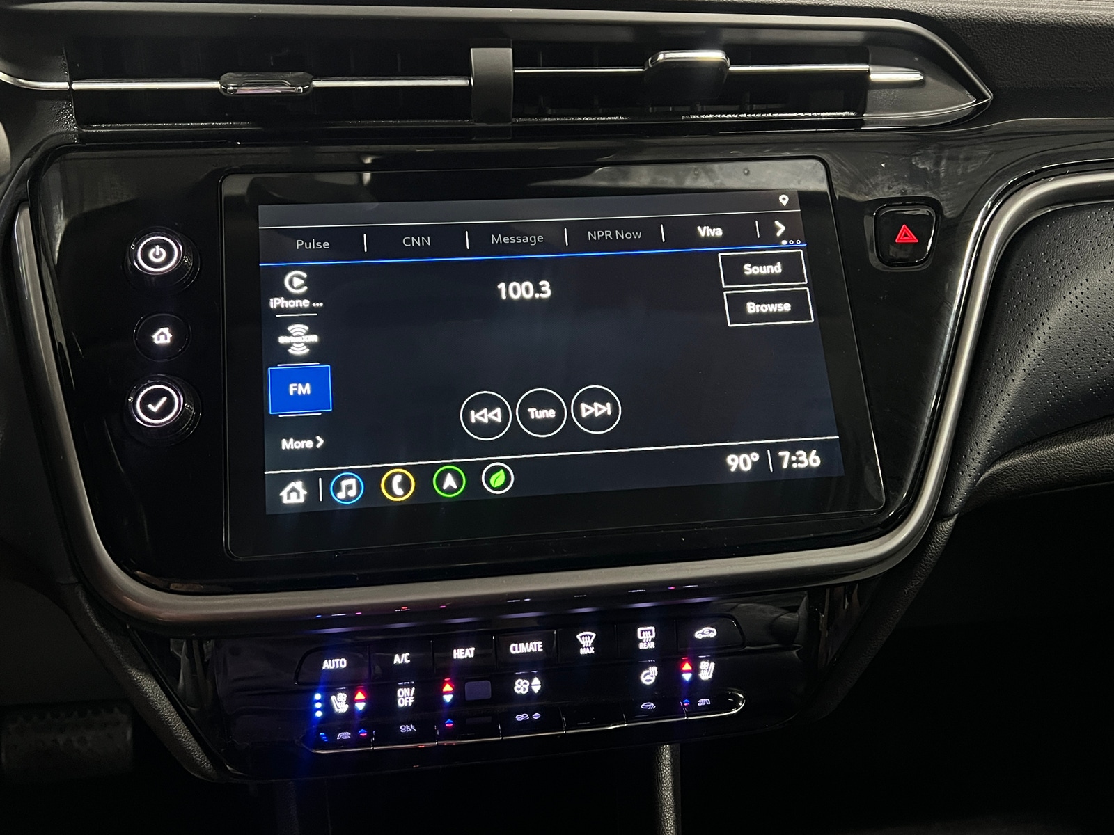 Thumbnail: 2022 Chevrolet Bolt EUV - 3