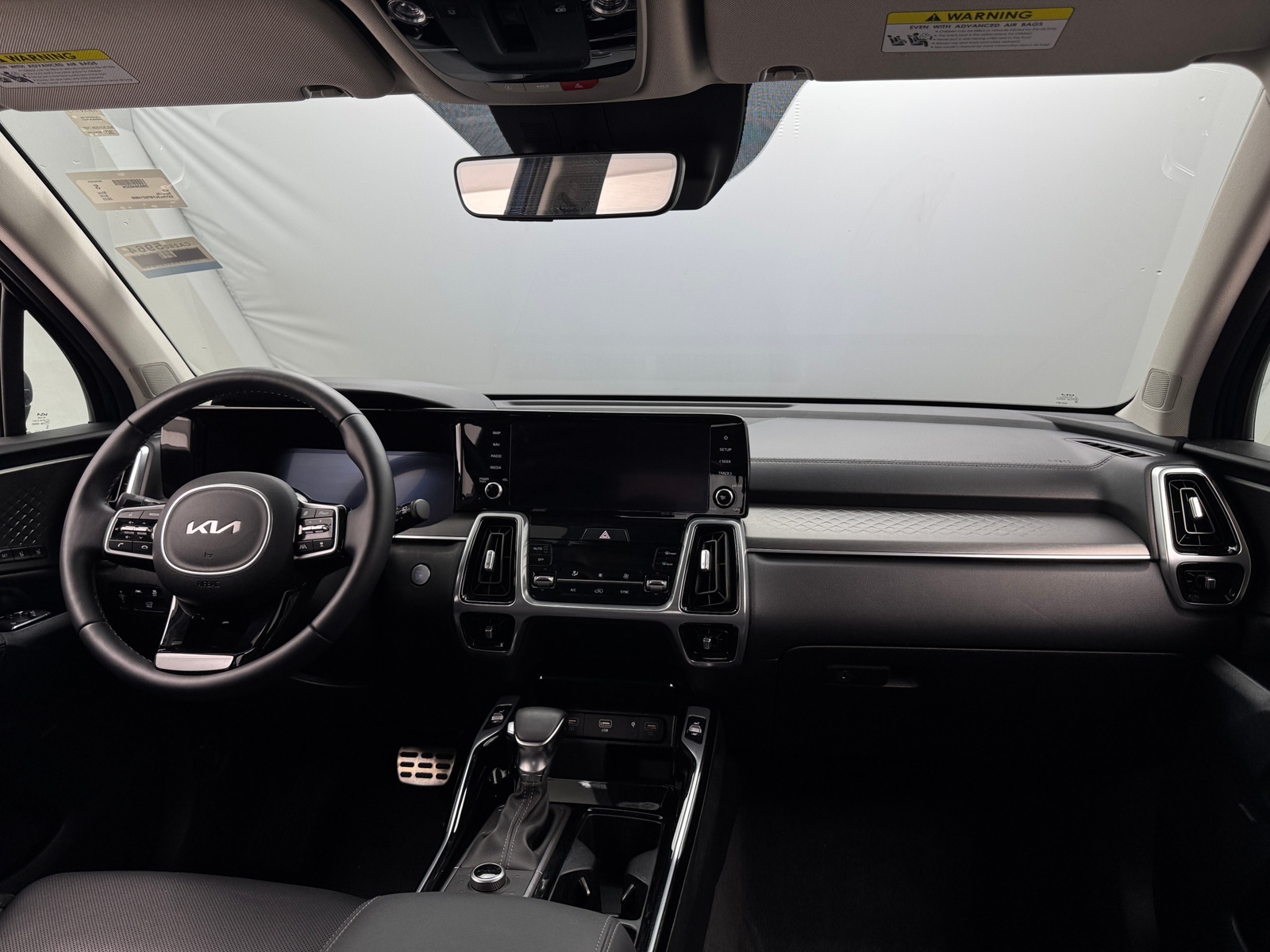 Thumbnail: 2023 Kia Sorento - 2