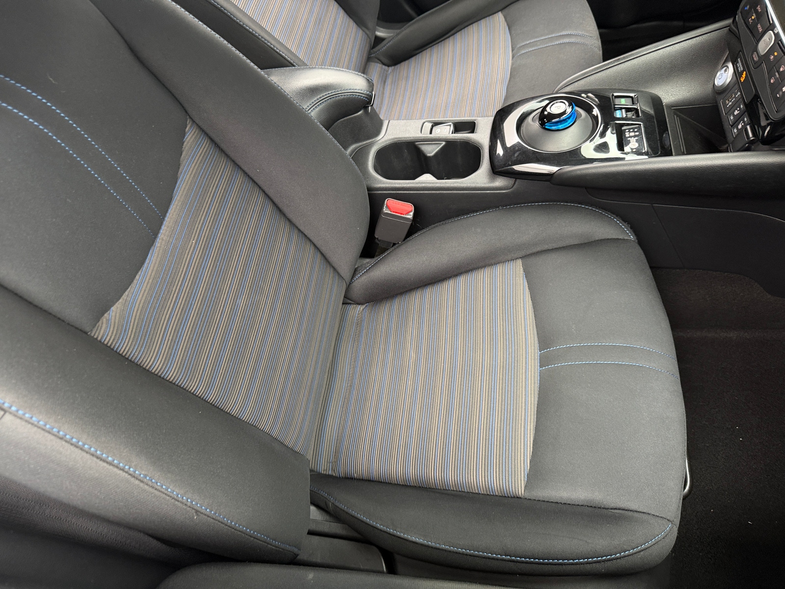 Thumbnail: 2021 Nissan Leaf - 2
