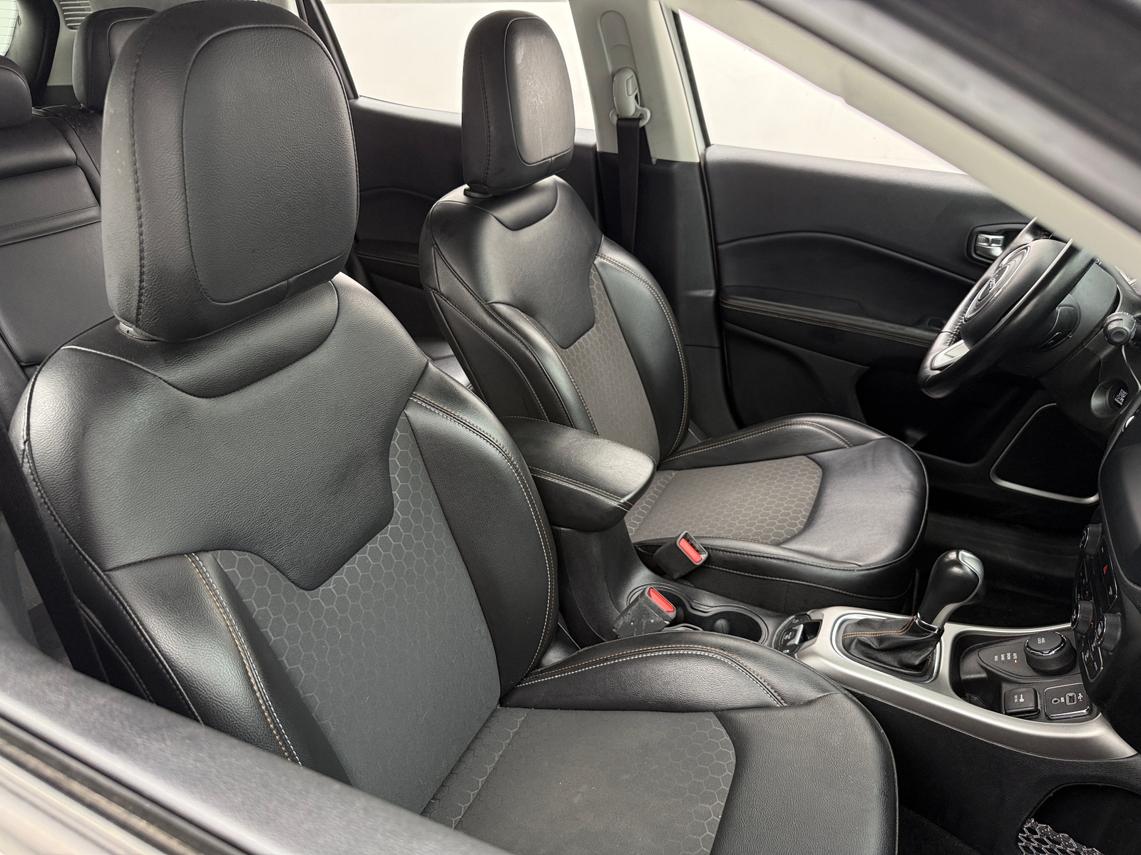 Thumbnail: 2019 Jeep Compass - 2