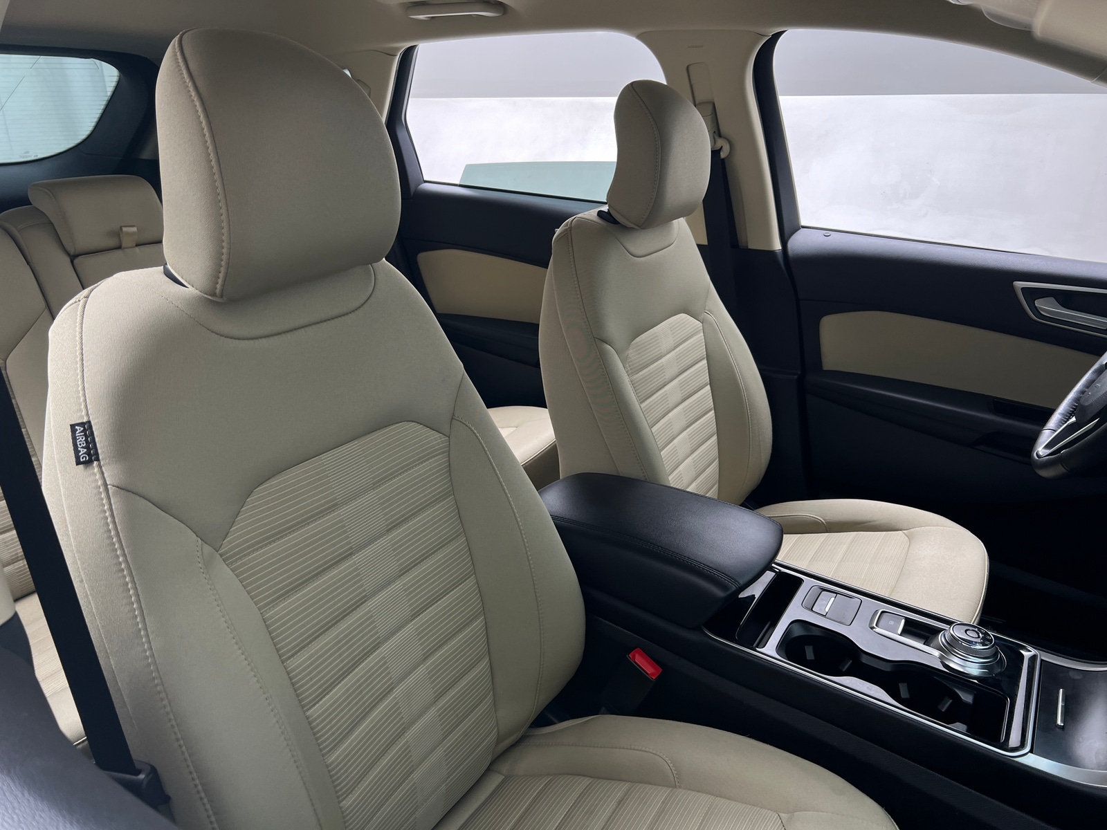 Thumbnail: 2019 Ford Edge - 2