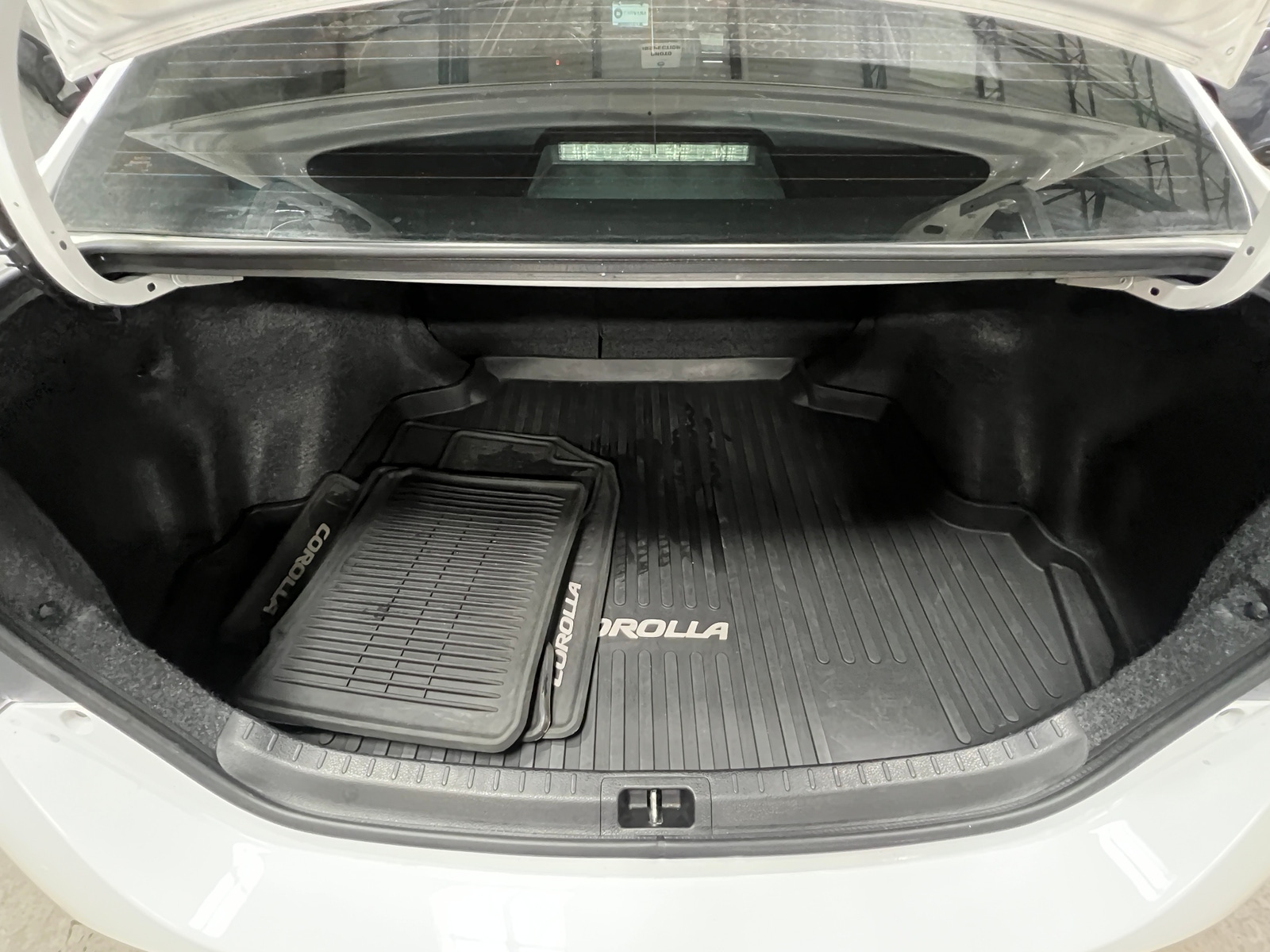 Thumbnail: 2014 Toyota Corolla - 6
