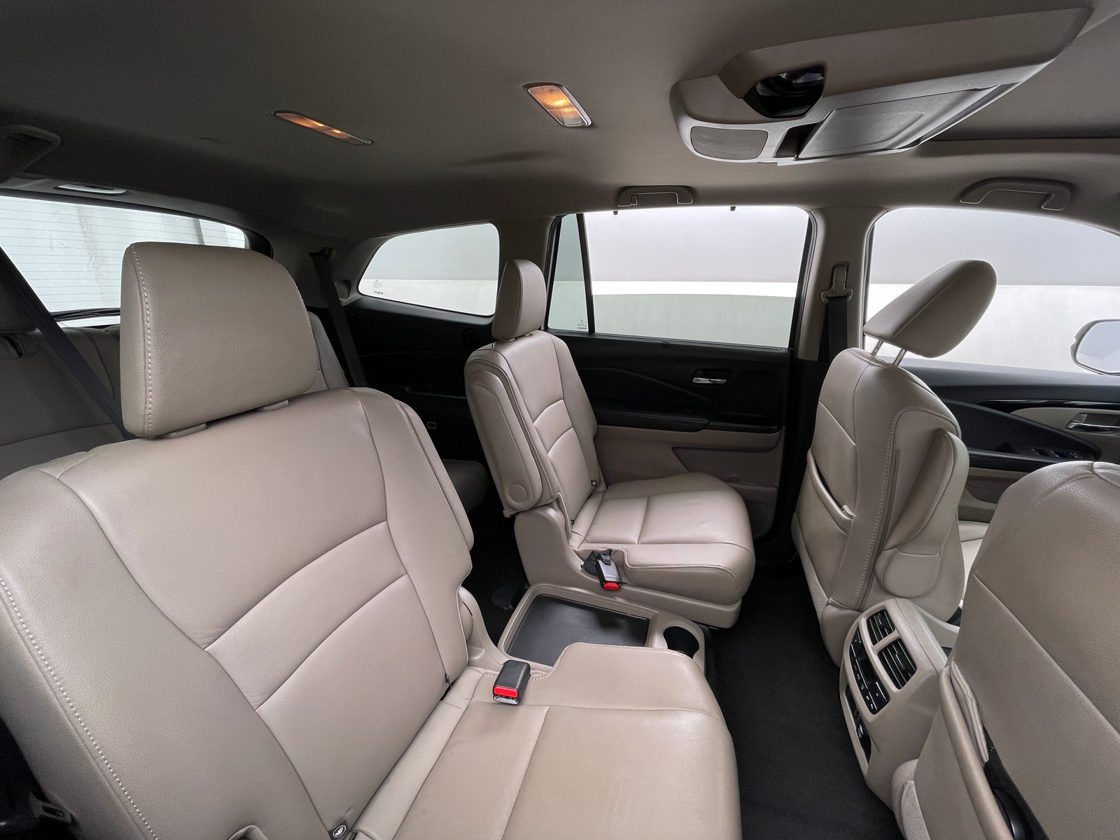 Thumbnail: 2019 Honda Pilot - 5