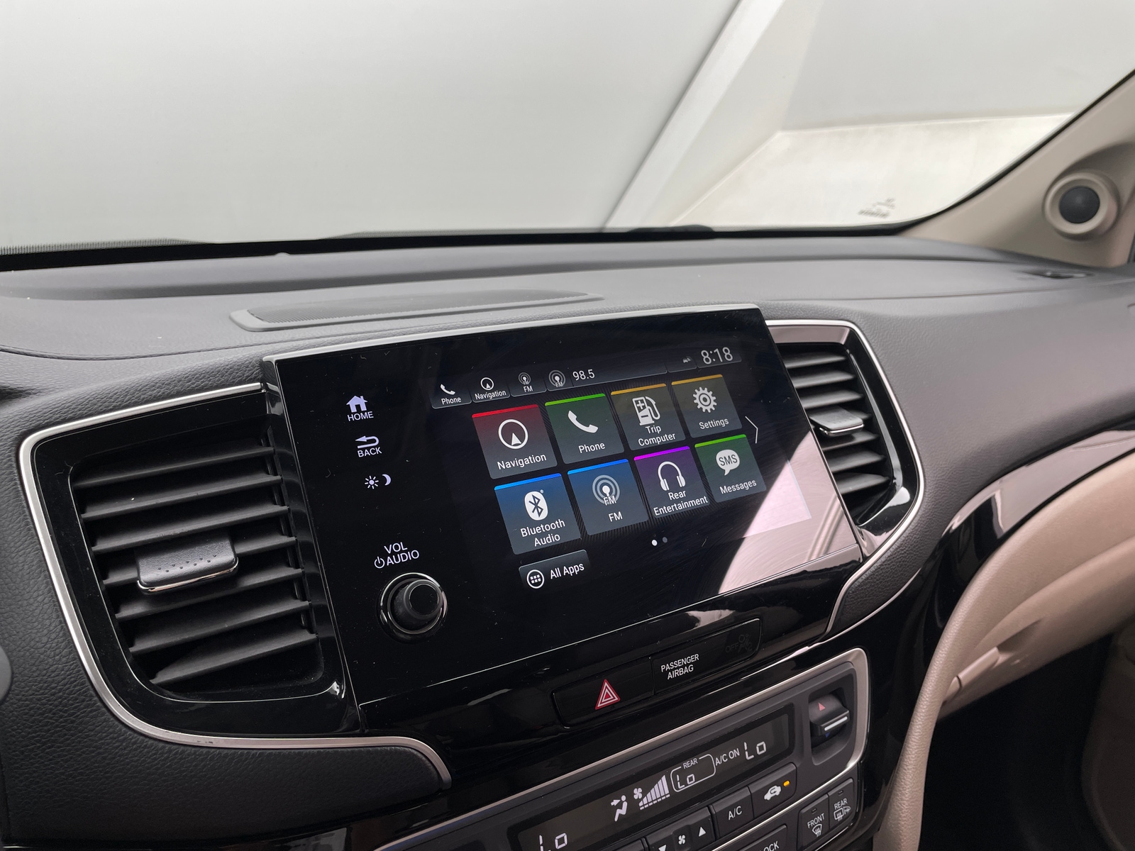Thumbnail: 2019 Honda Pilot - 3