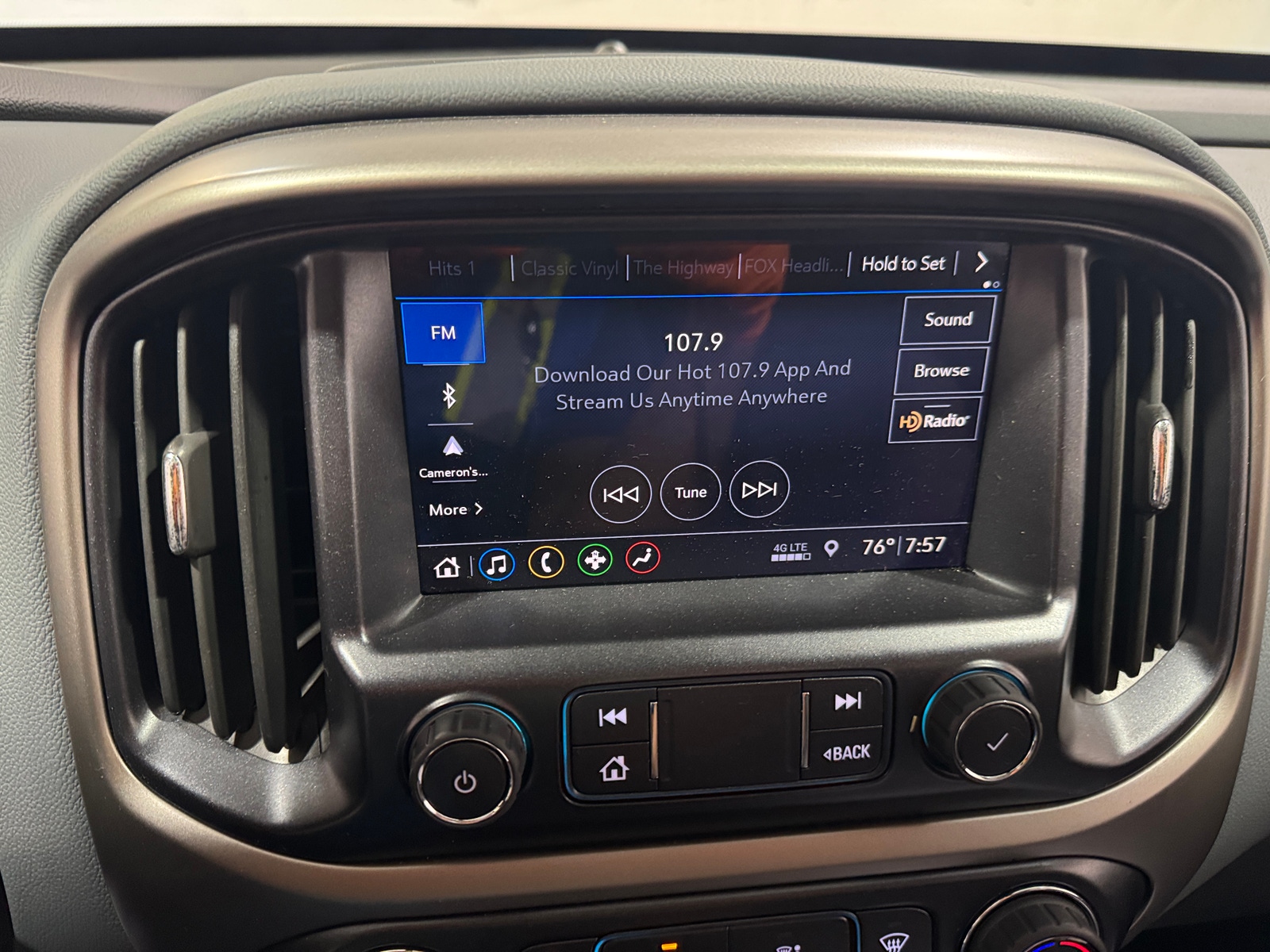 Thumbnail: 2022 Chevrolet Colorado - 4