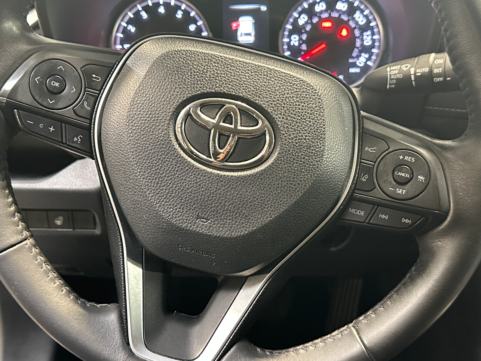 Thumbnail: 2020 Toyota RAV4 - 5