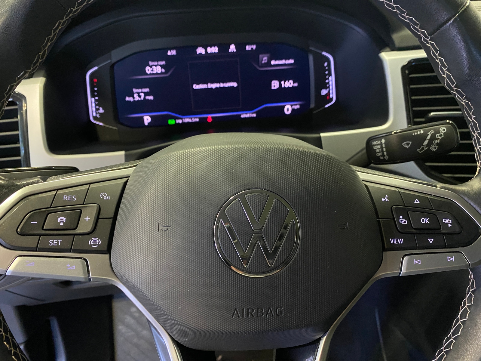 Thumbnail: 2023 Volkswagen Atlas - 4