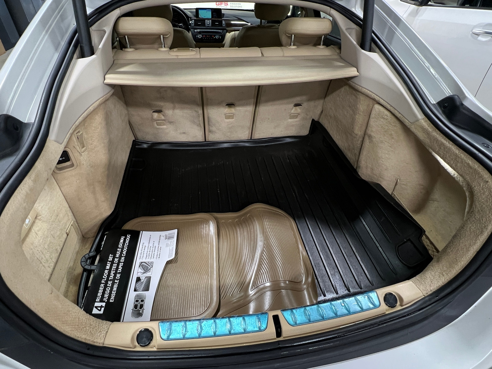 Thumbnail: 2015 BMW 4 Series - 4