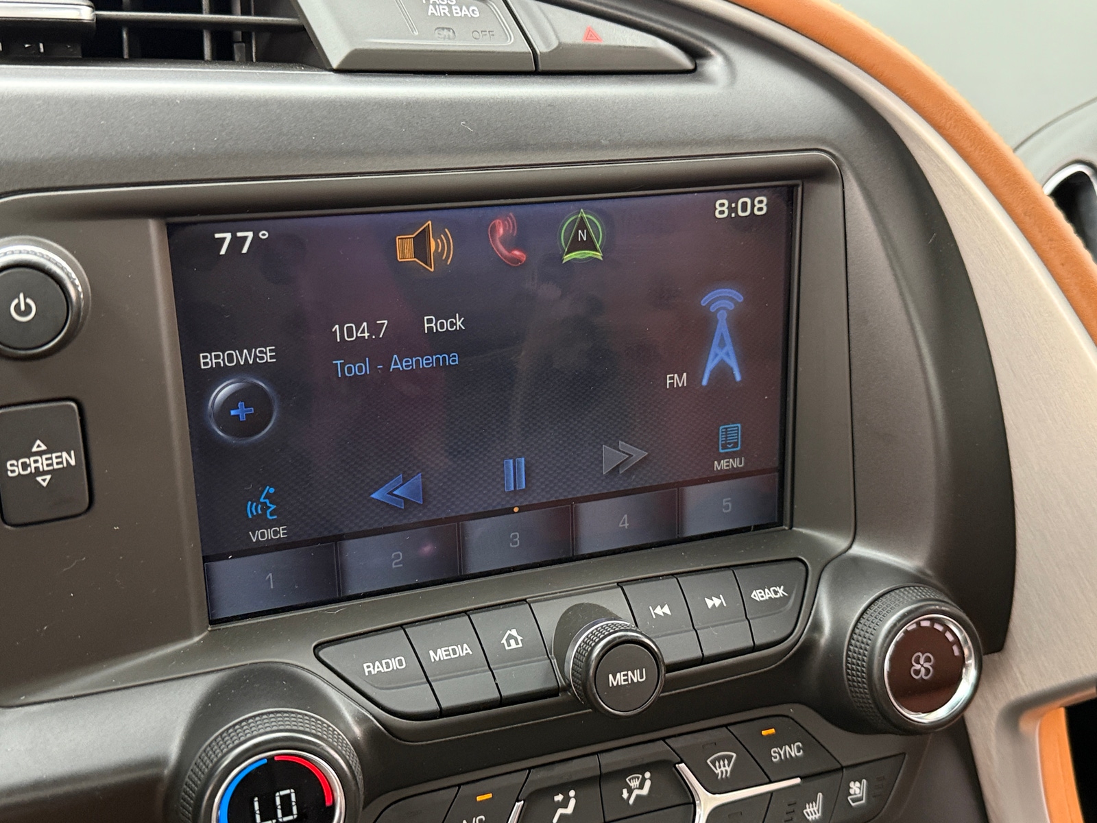 Thumbnail: 2015 Chevrolet Corvette - 3