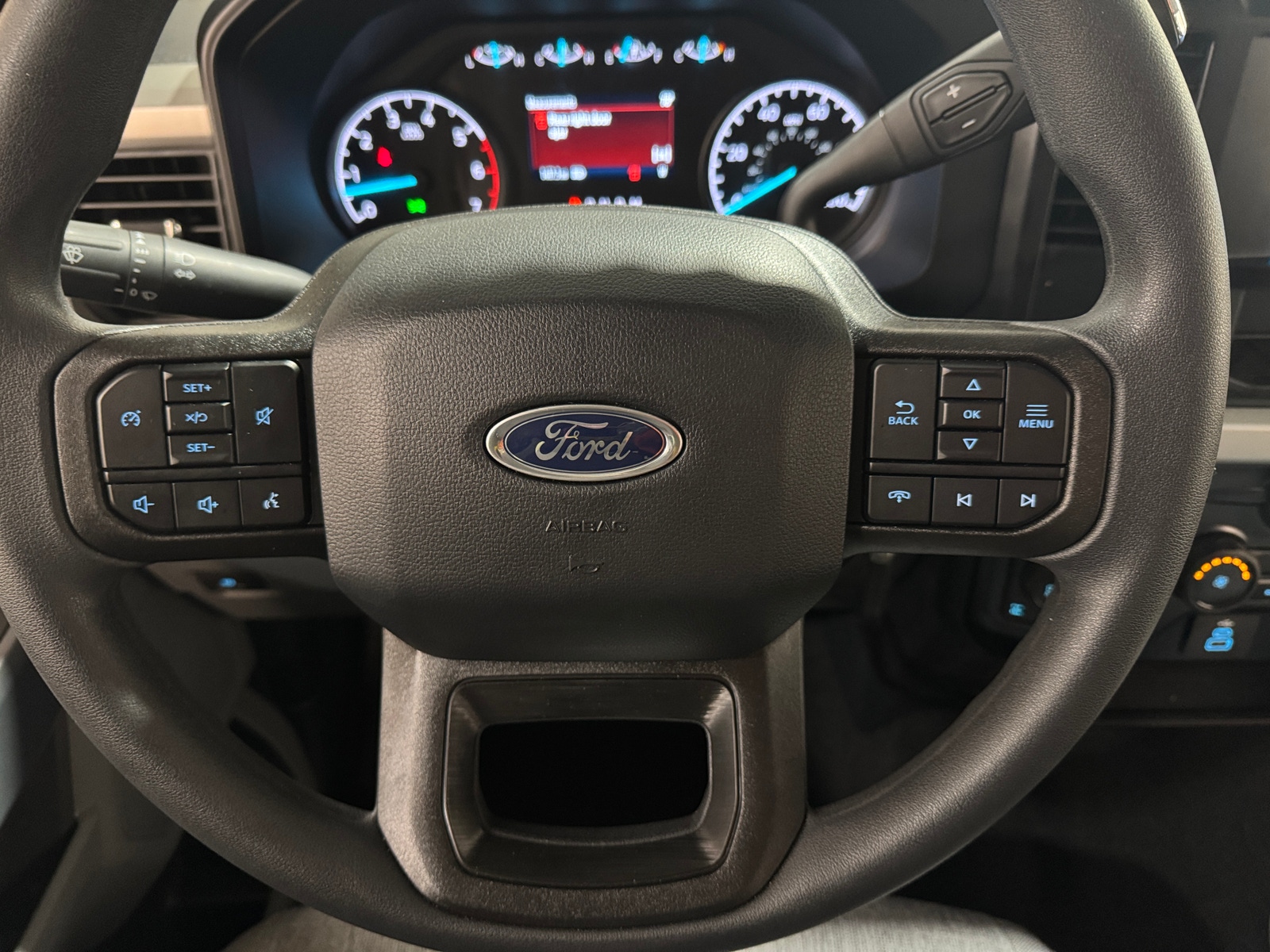 Thumbnail: 2024 Ford Econoline - 4