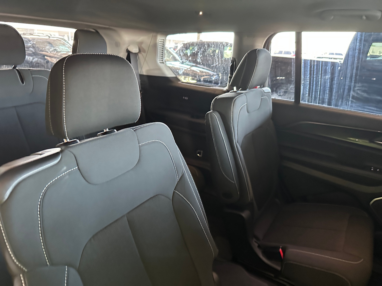 Thumbnail: 2022 Jeep Grand Cherokee L - 6