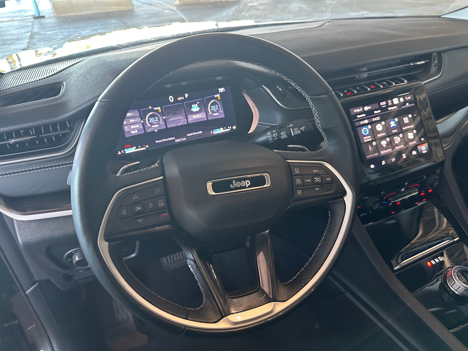 Thumbnail: 2022 Jeep Grand Cherokee L - 5