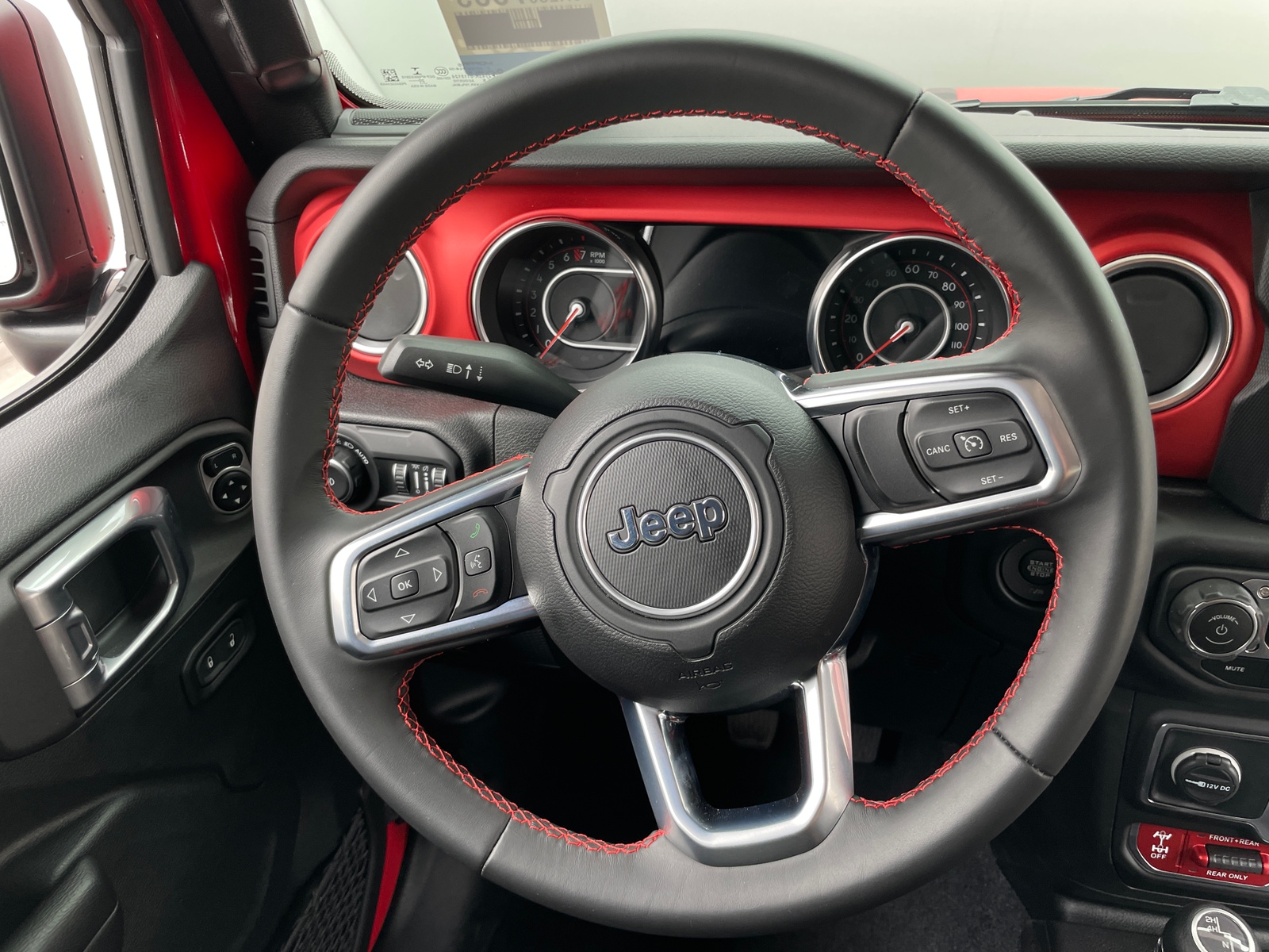 Thumbnail: 2021 Jeep Wrangler - 5