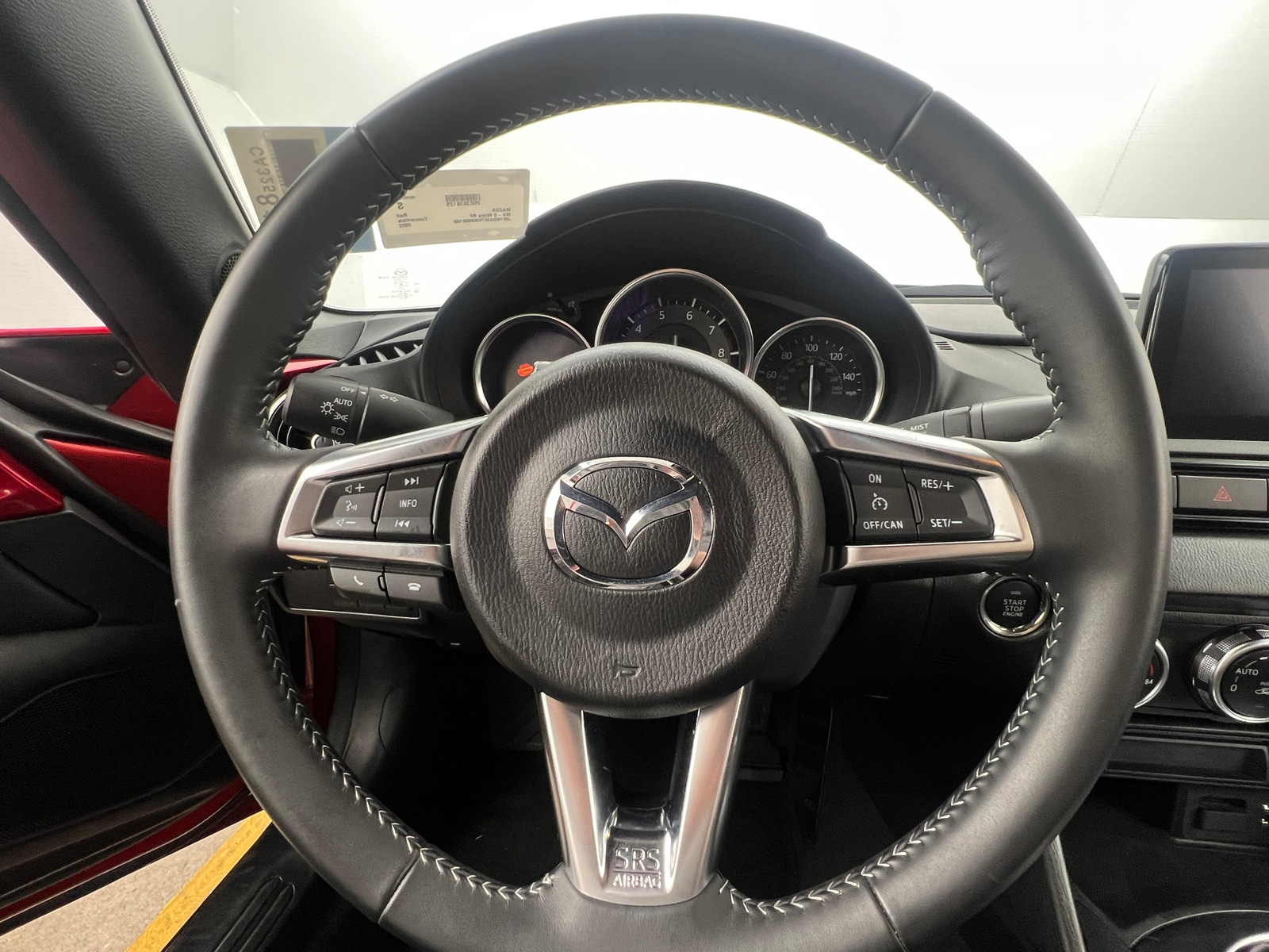 Thumbnail: 2022 Mazda MX-5 Miata - 5