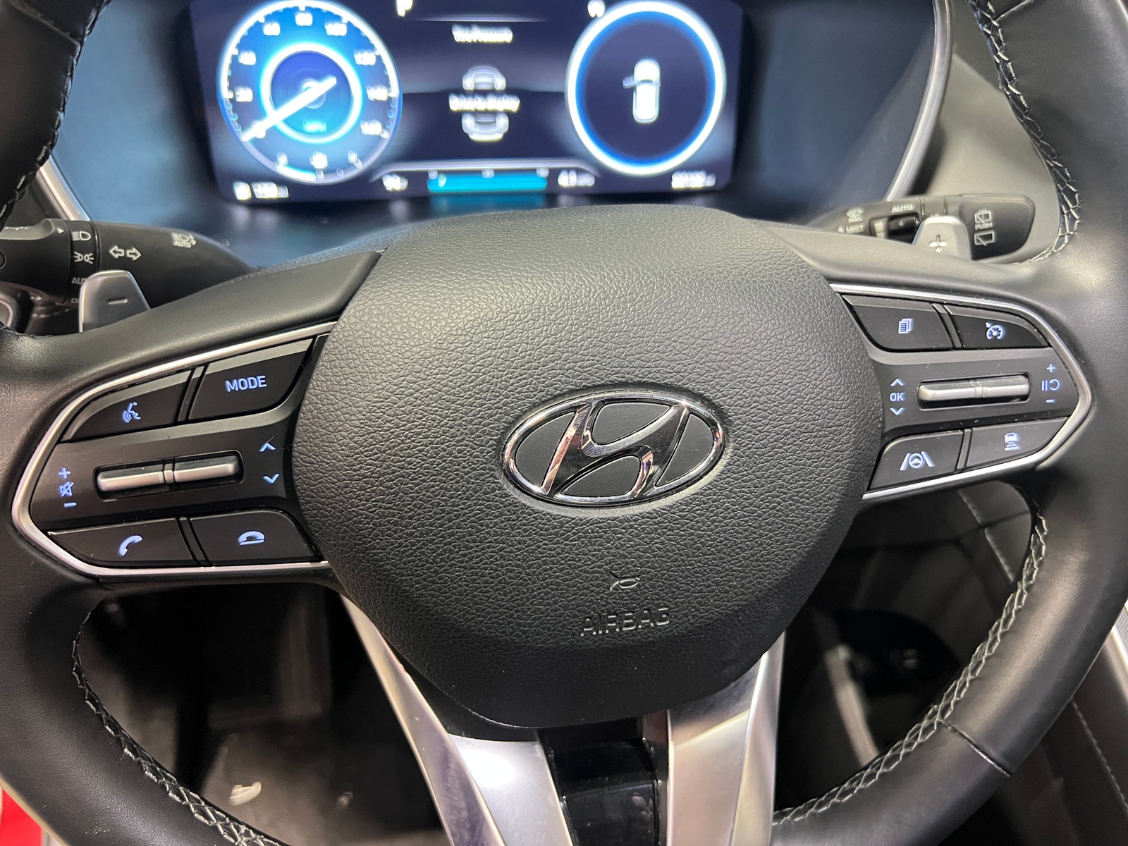Thumbnail: 2022 Hyundai Santa Fe - 4