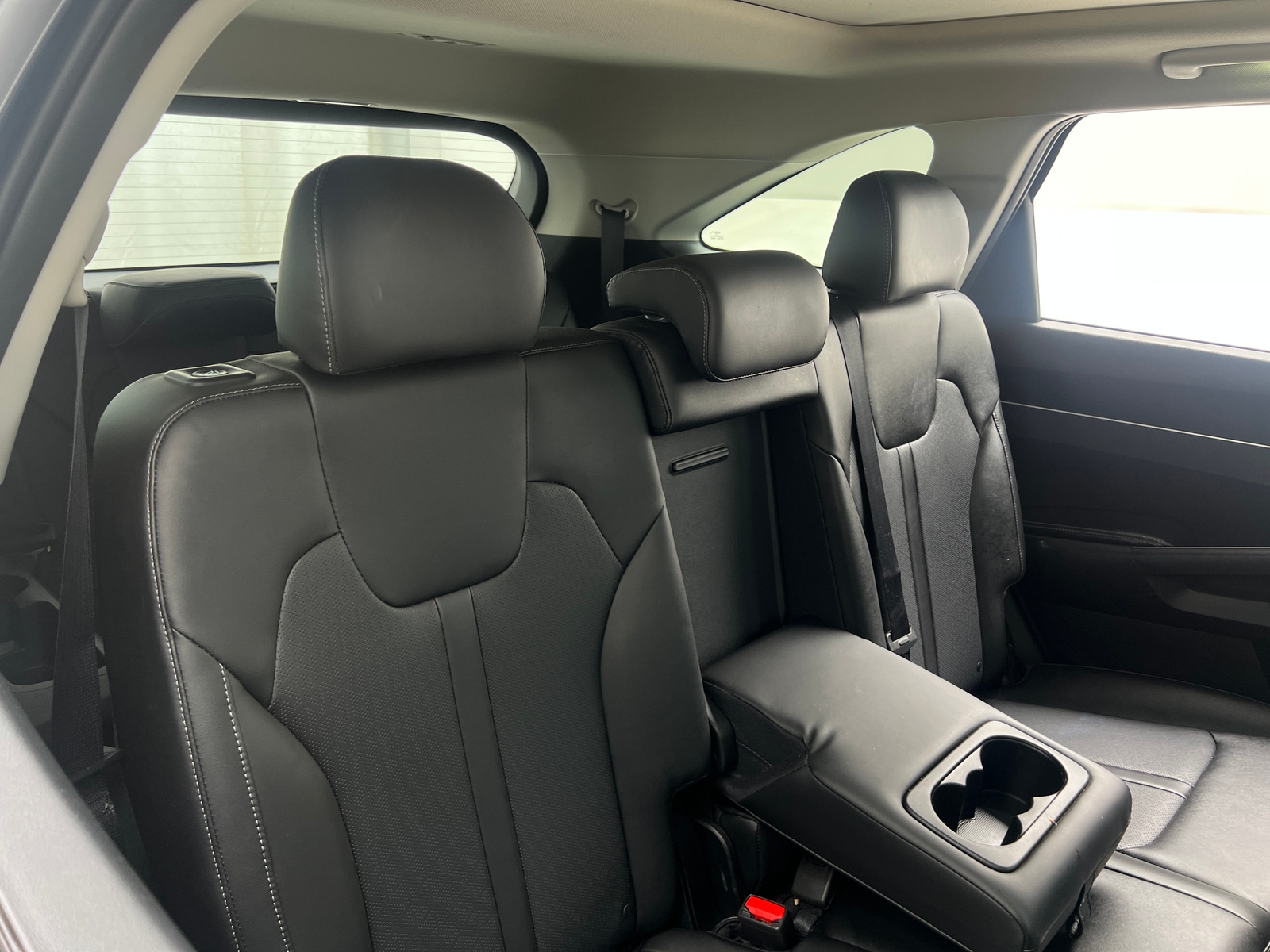 Thumbnail: 2023 Kia Sorento - 5
